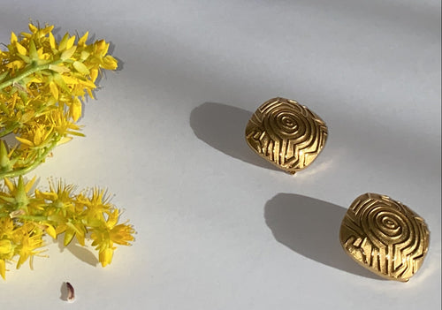 Lanvin Authentic rare Lanvin gold clip earrings 90s earrings Emilia Archive Vintage