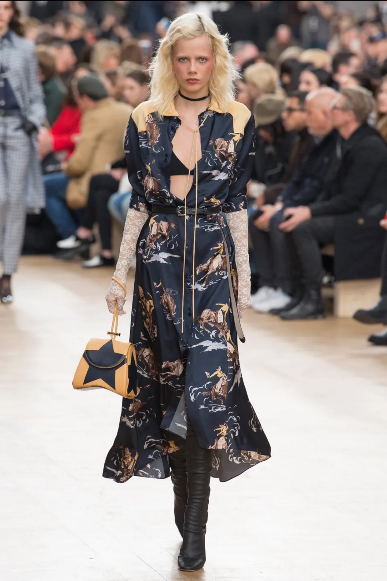 Nina Ricci F/W 2017 over knee boots