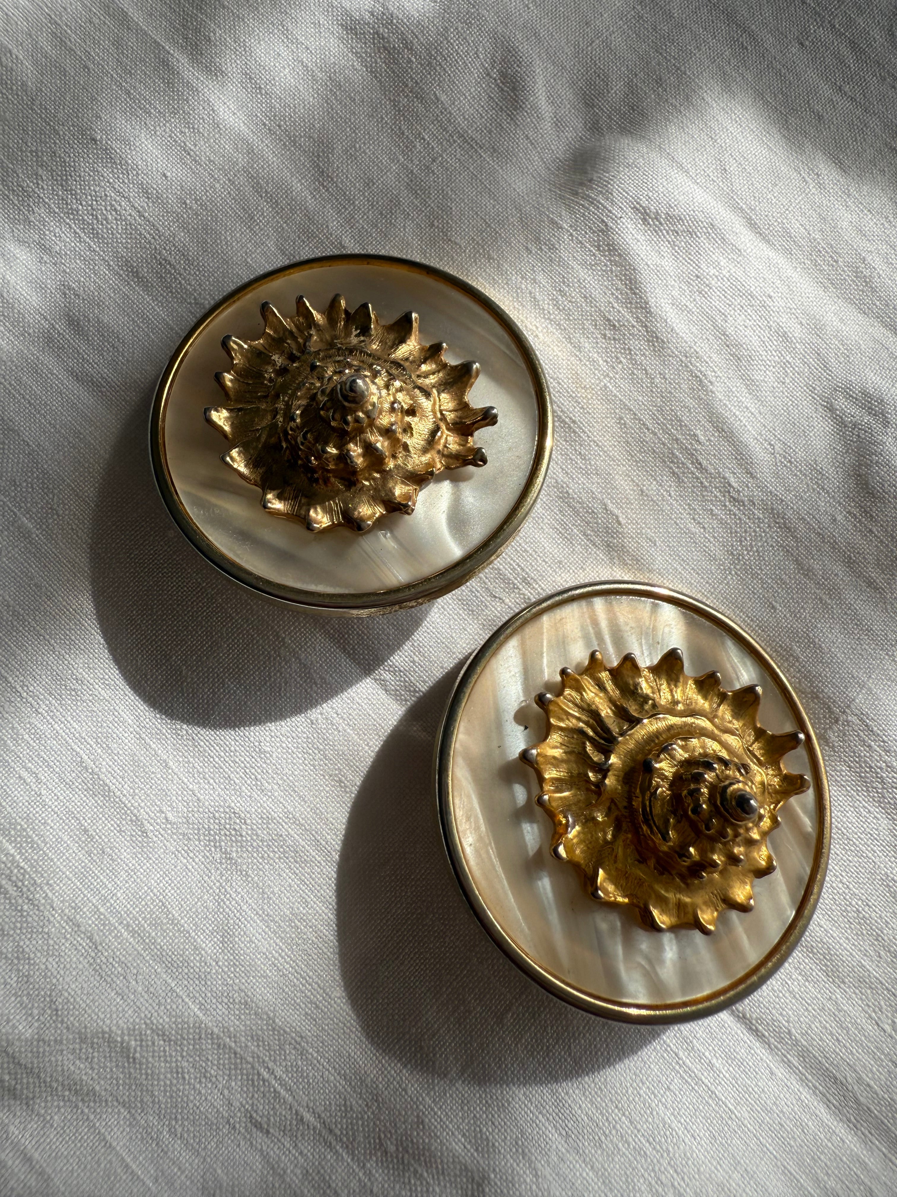 Laura Biagiotti vintage earrings shell