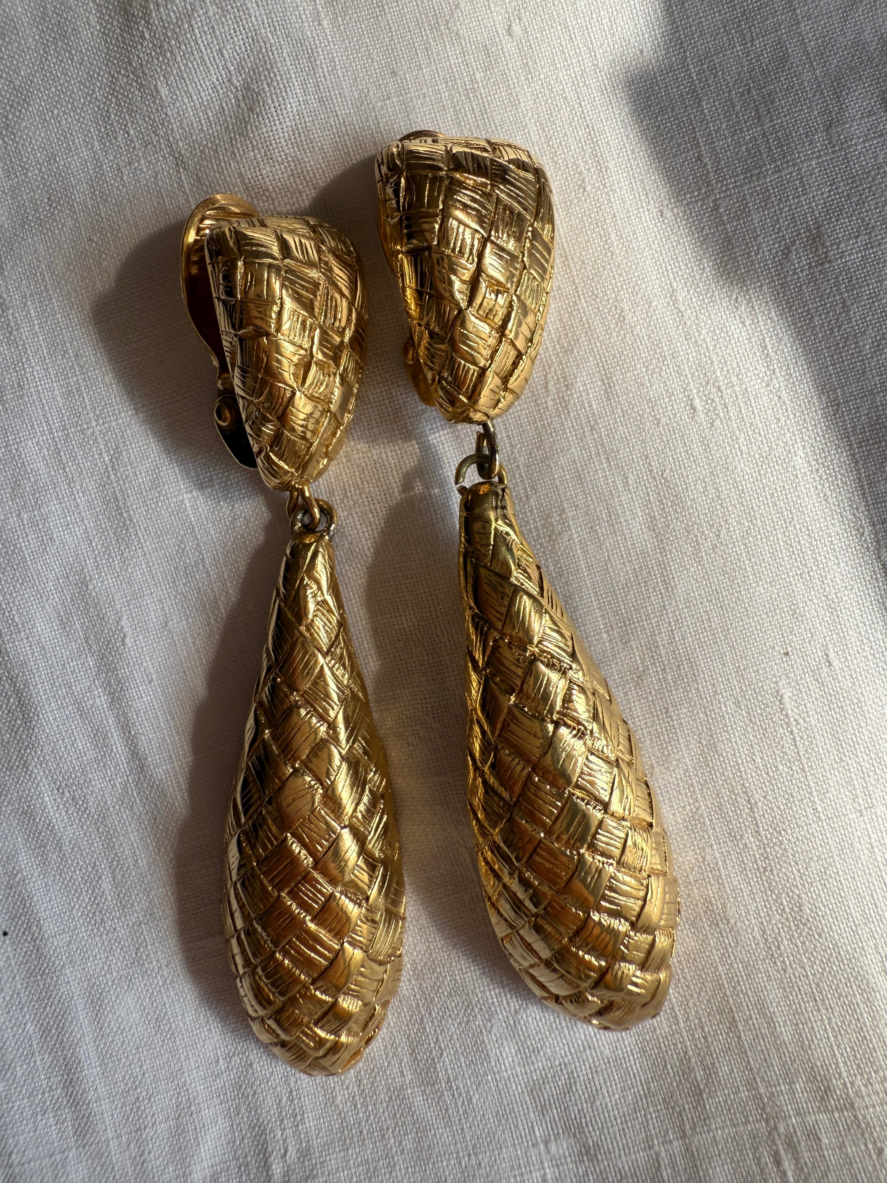 Givenchy 90s gold clip earrings
