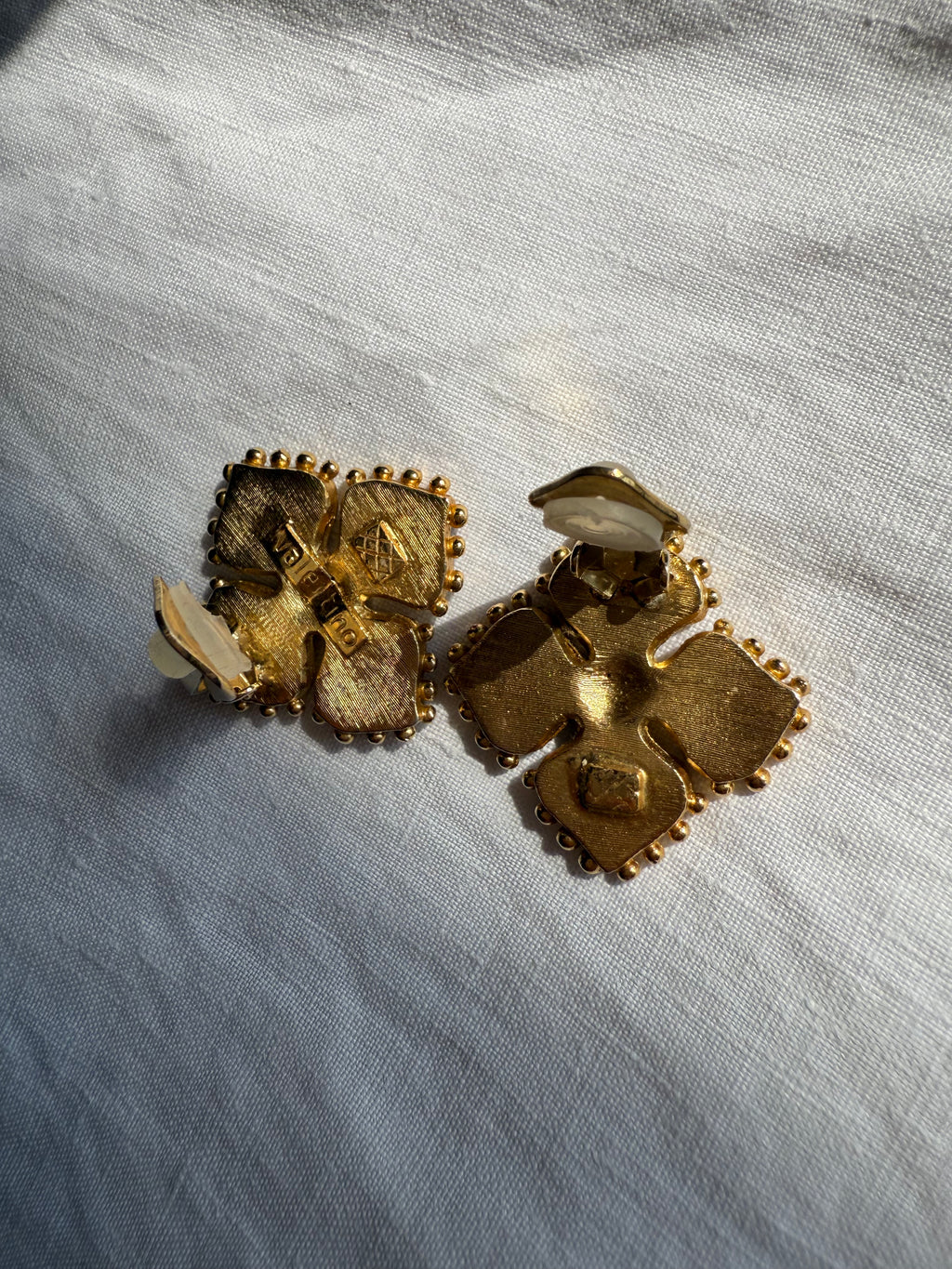 Valentino purple gold clip earrings 90s