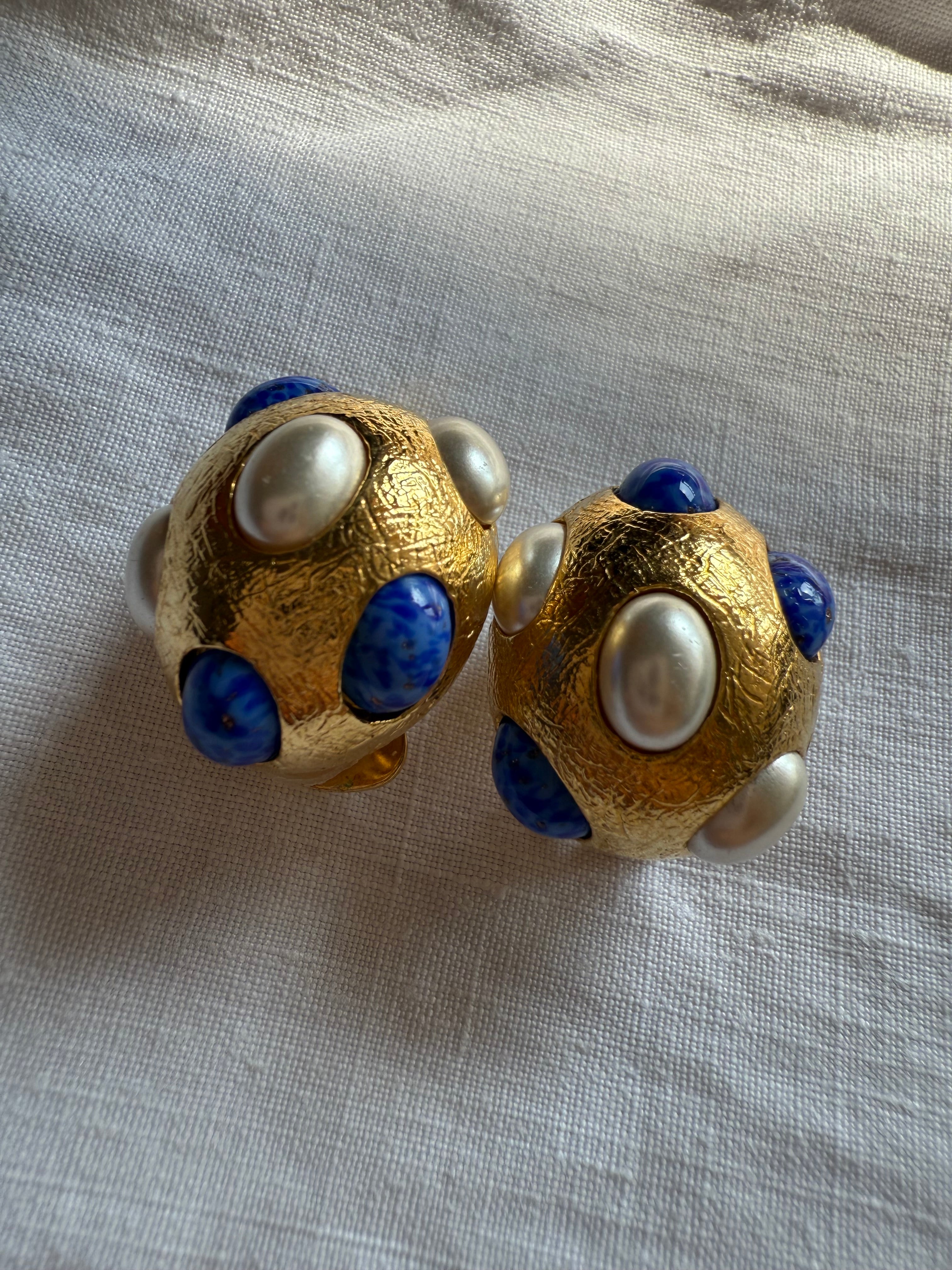 Valentino clip earrings mini pearls 90s