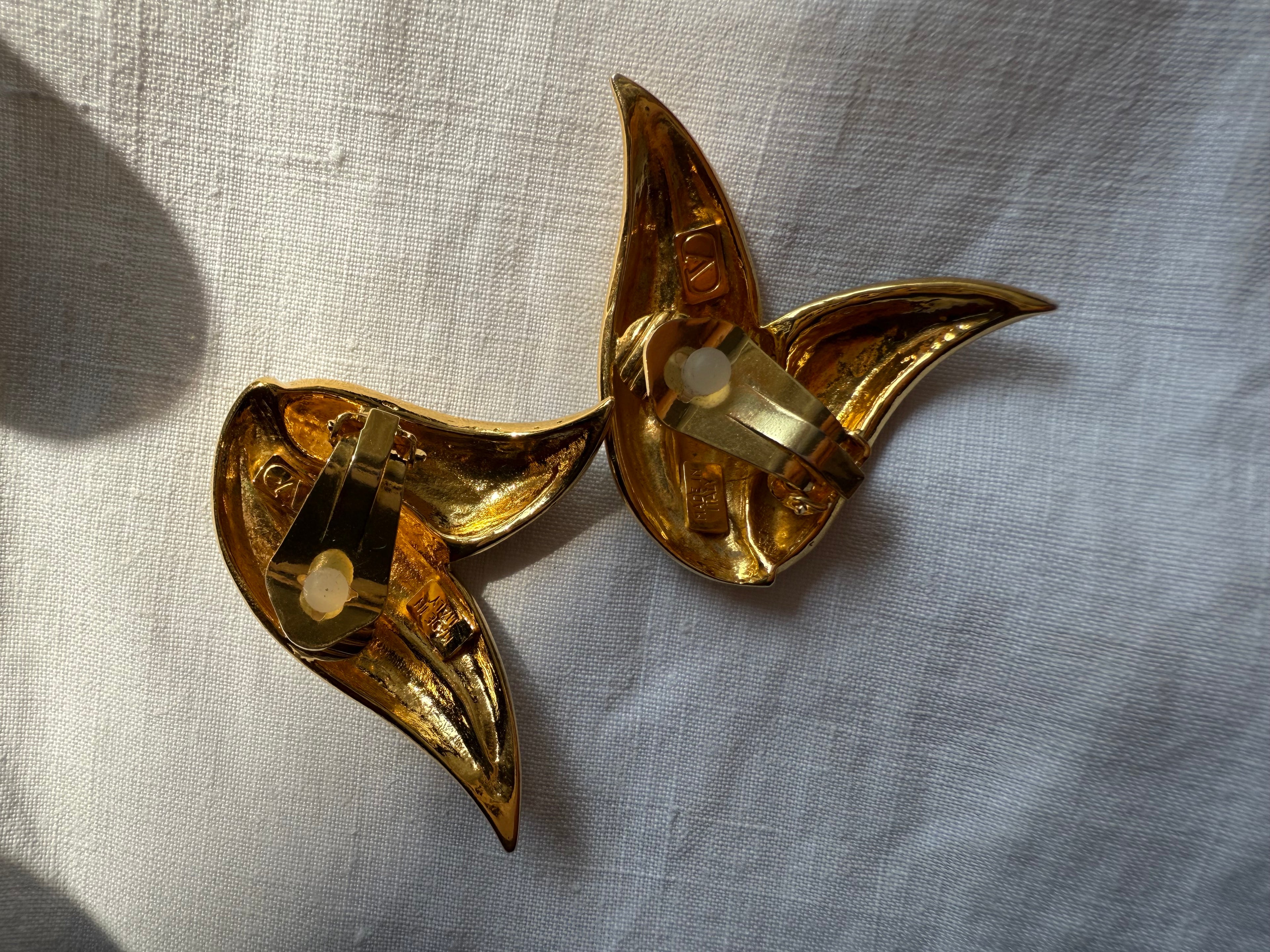 Valentino gold clip earrings 90s