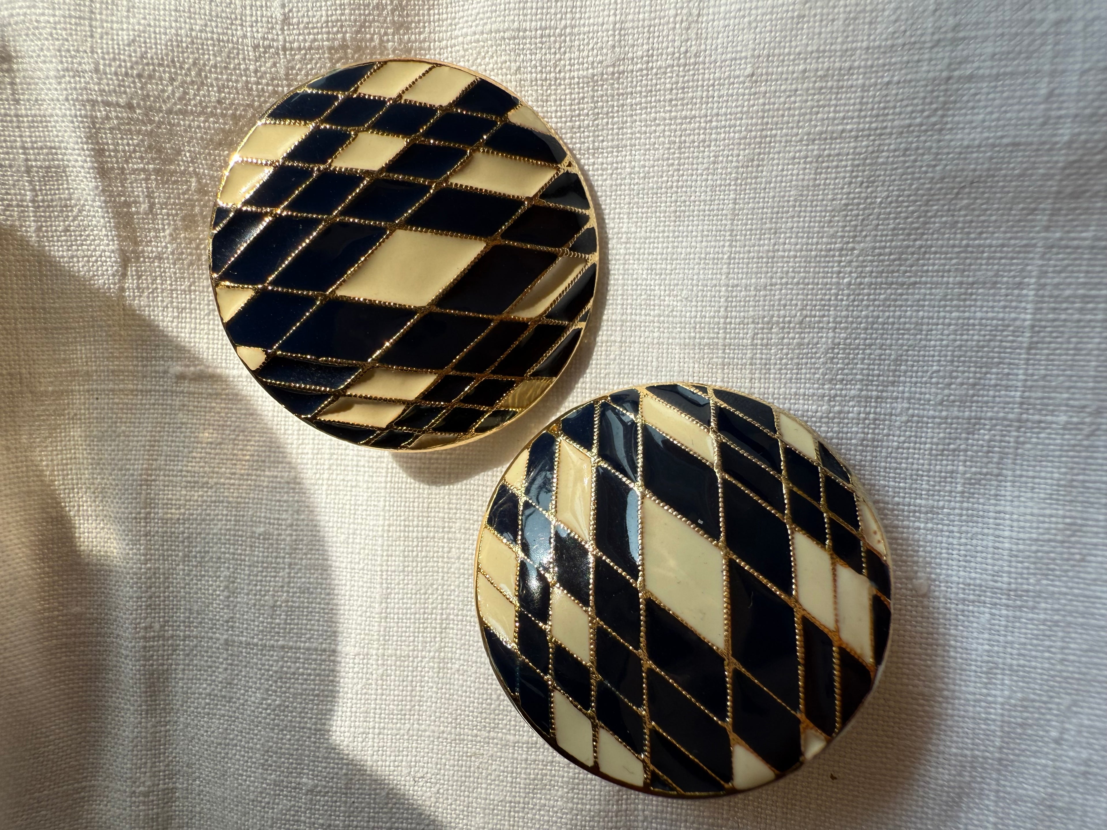 Balenciaga clip earrings 90s