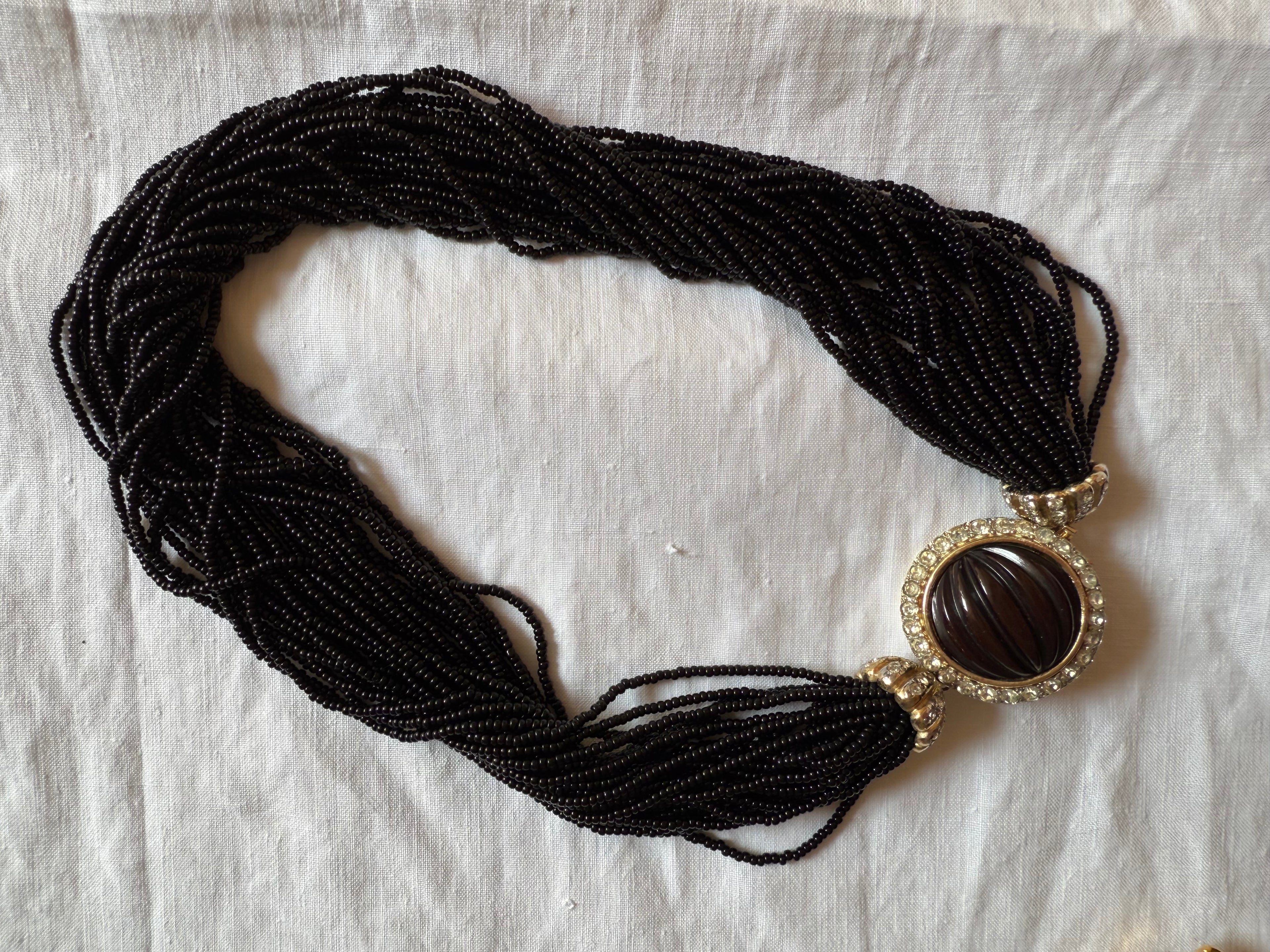 Valentino necklace 90s