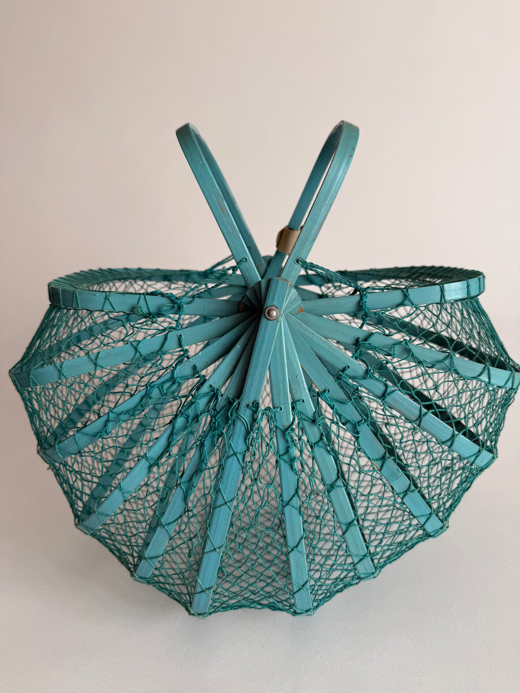 Fishing net bamboo bag 1960s