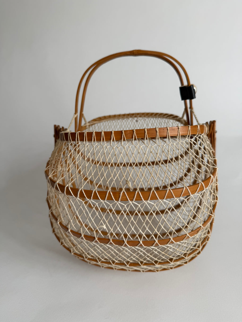 Fishing net bamboo bag 1960s