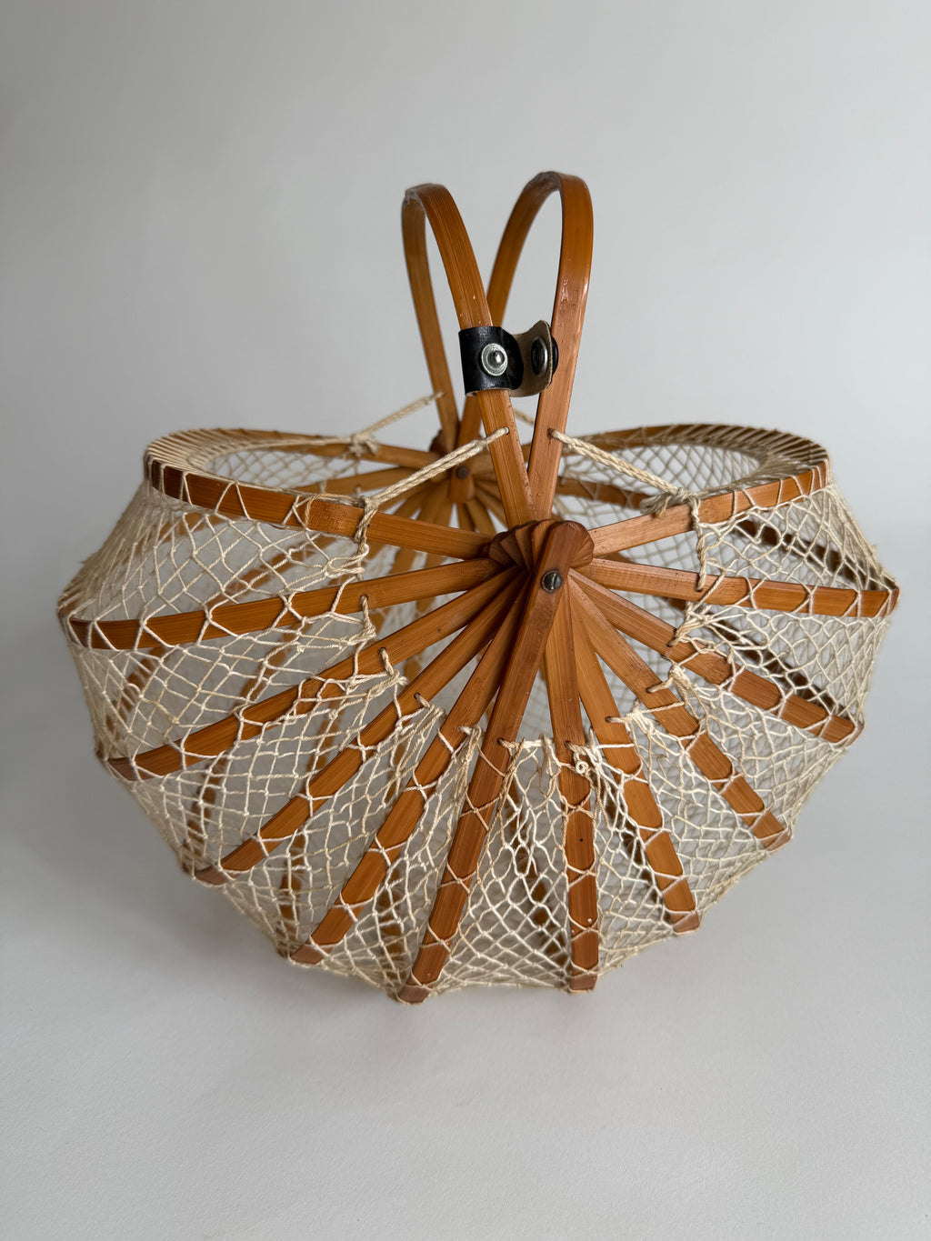 Fishing net bamboo bag 1960s