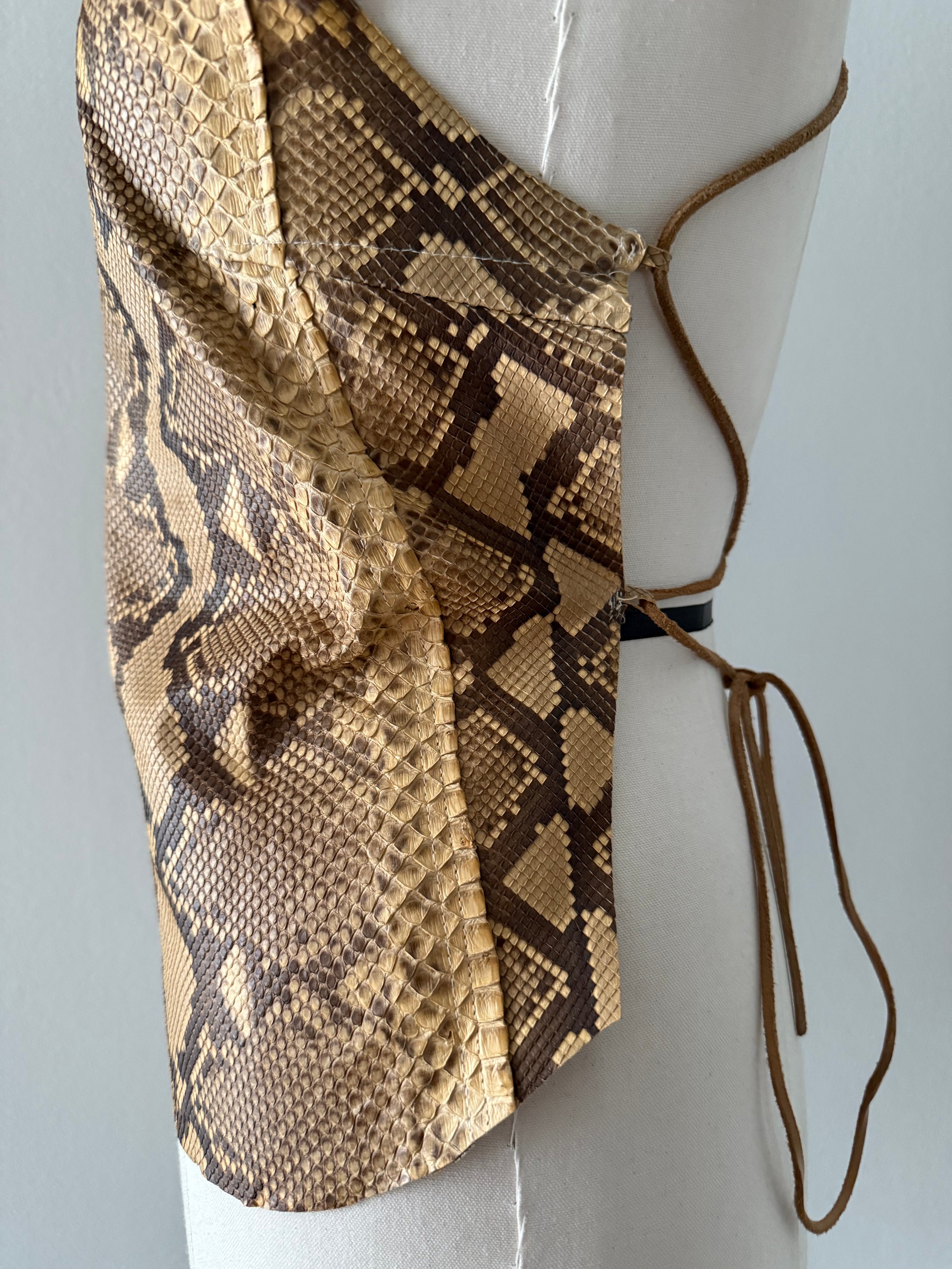 Rare top vintage leather python bare back 90s