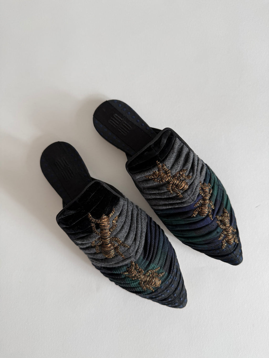 Sanayi 313 embroidery ants