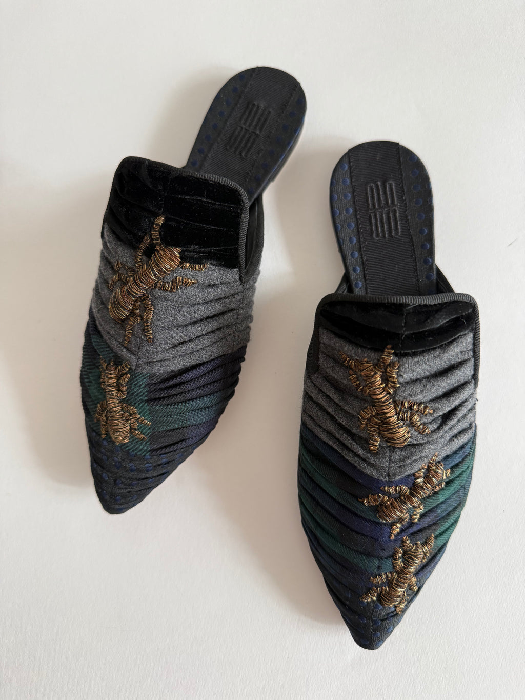 Sanayi 313 embroidery ants