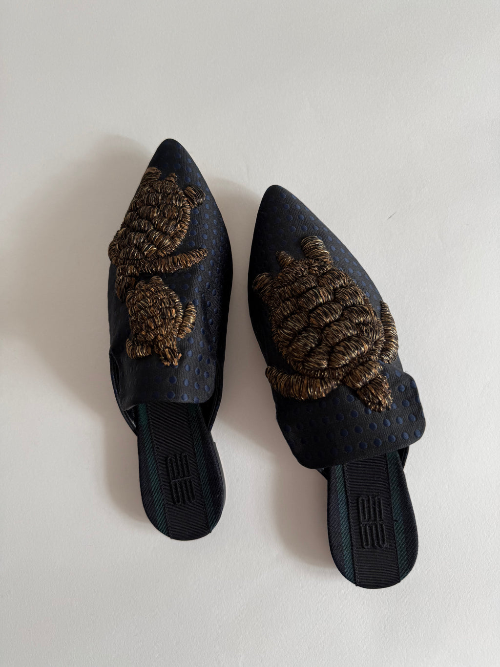 Sanayi 313 dots tela turtles embroidery