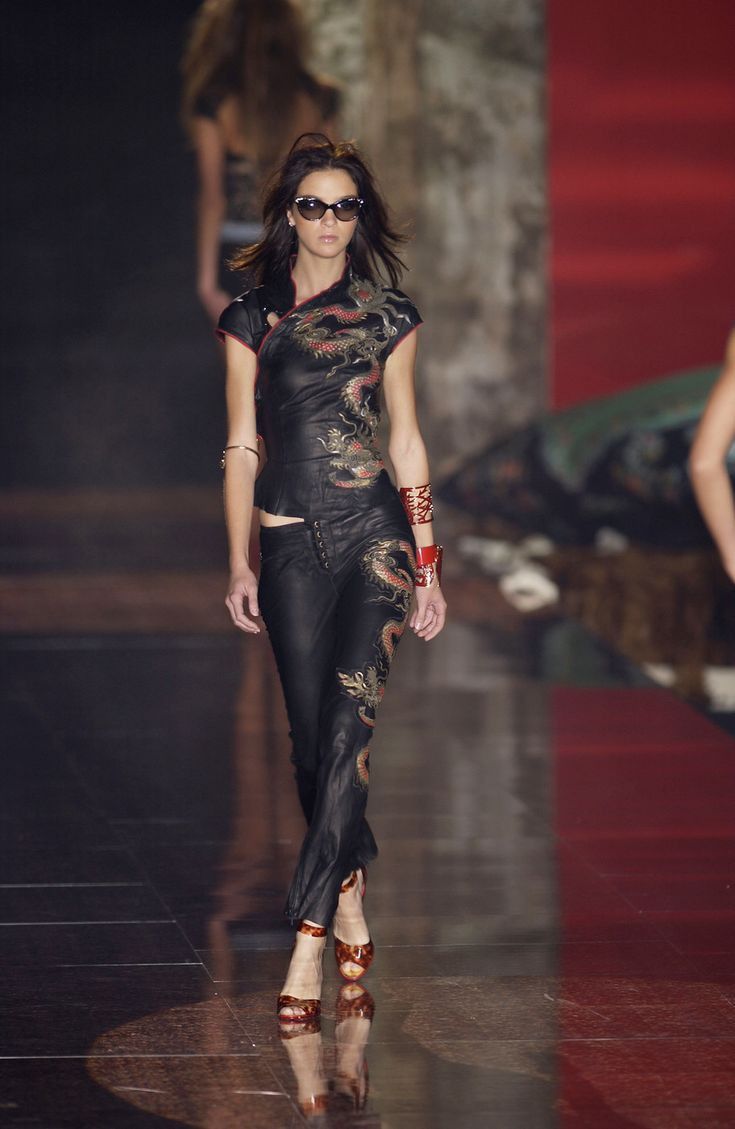 Roberto Cavalli S/S 2003 Runway look