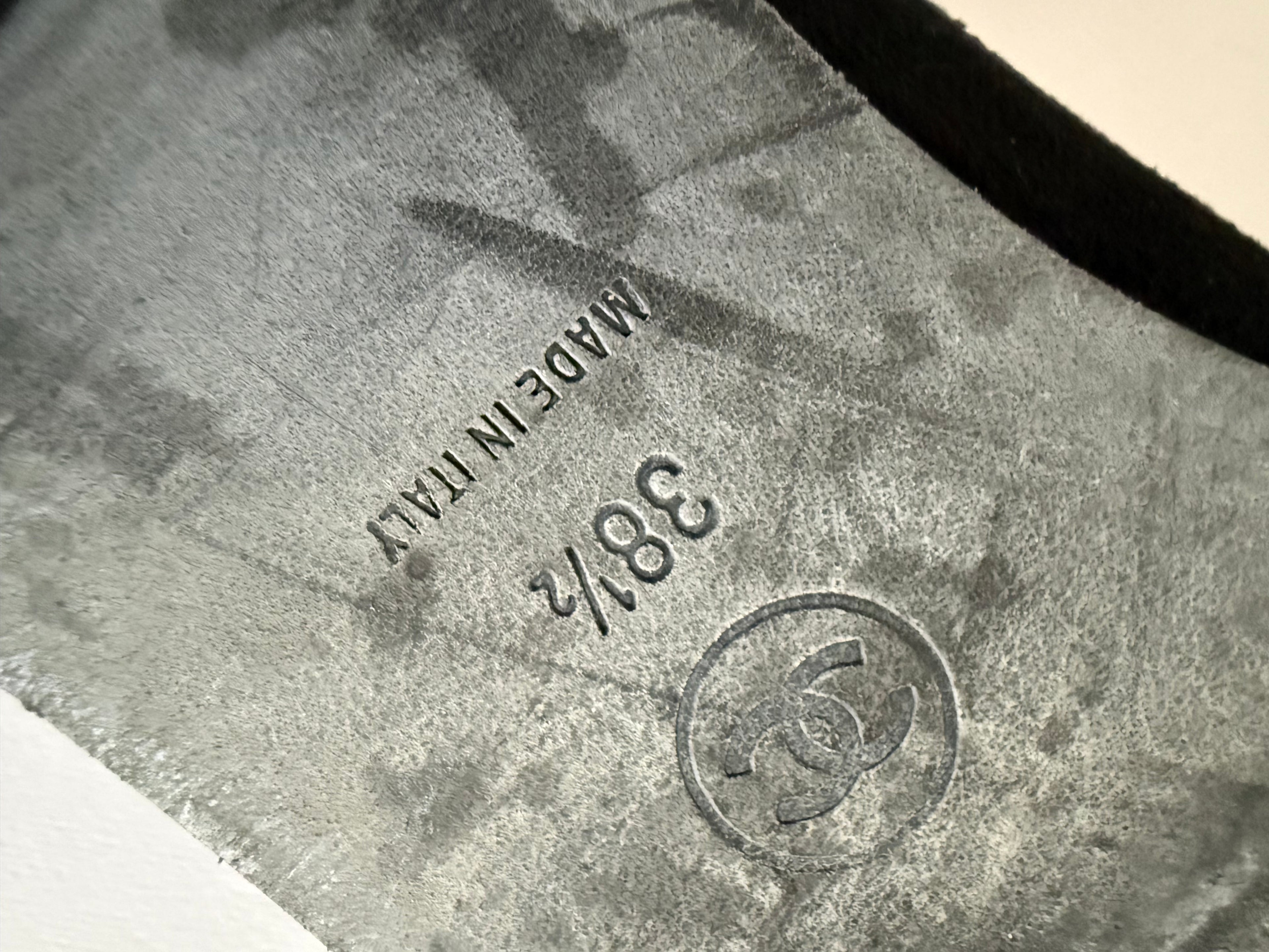 Chanel suede loafers vintage CC