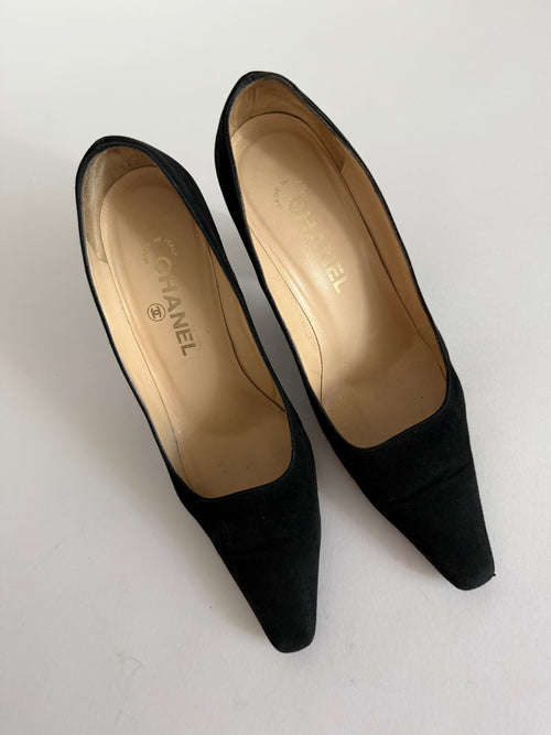 Chanel 2000s suede vintage heels
