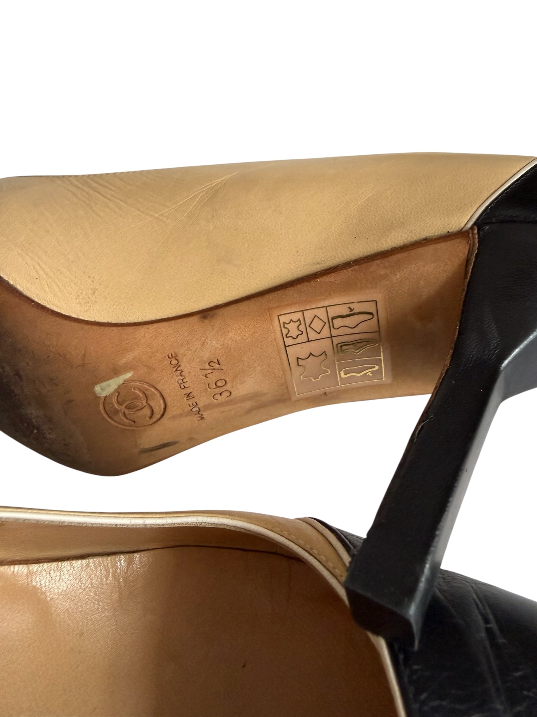 Chanel heels bicolor