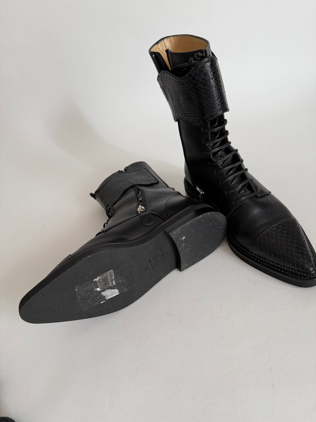 Leather black boots