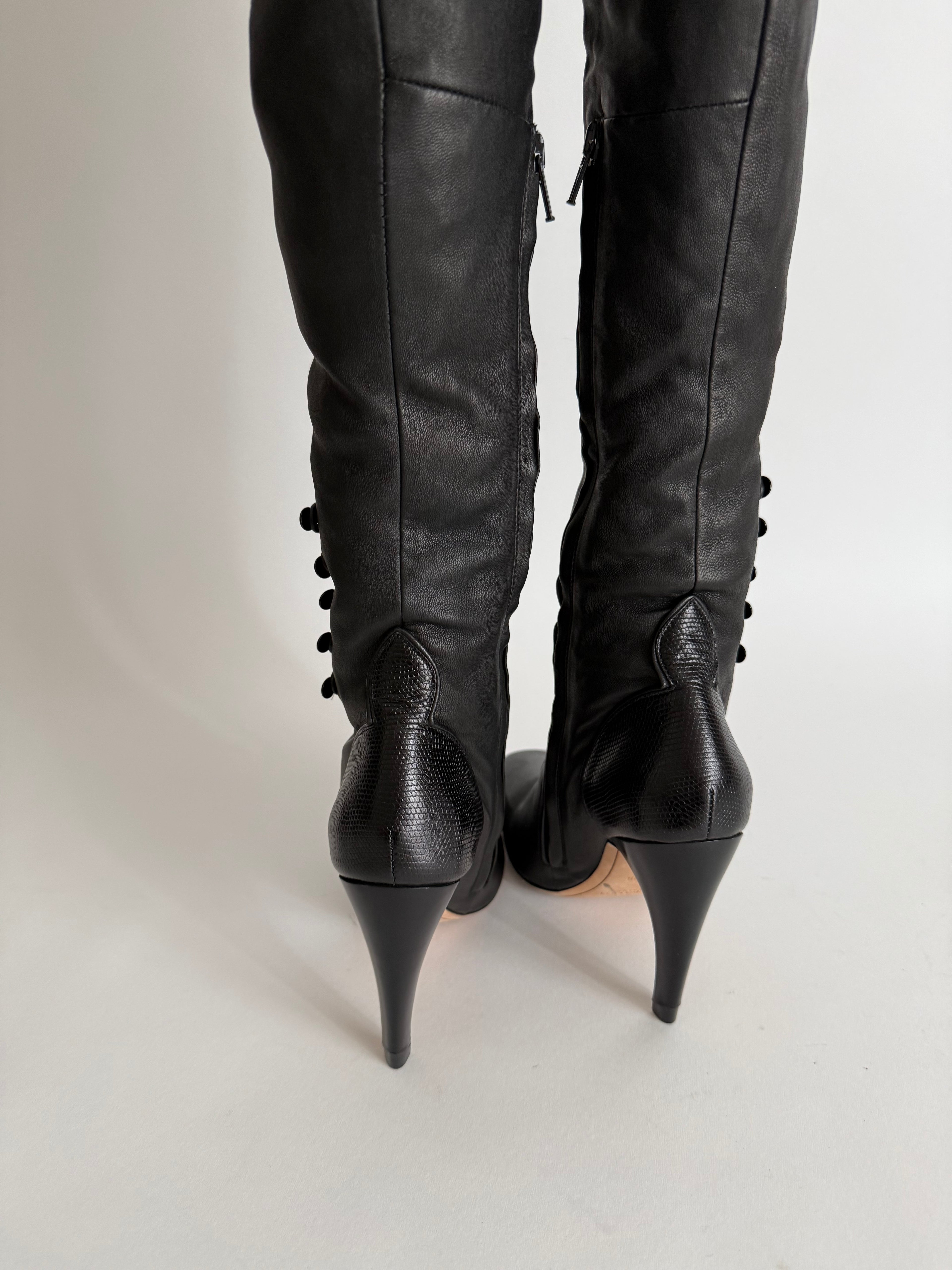Nina Ricci F/W 2017 over knee boots