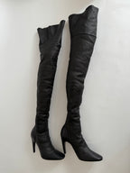 Nina Ricci F/W 2017 over knee boots