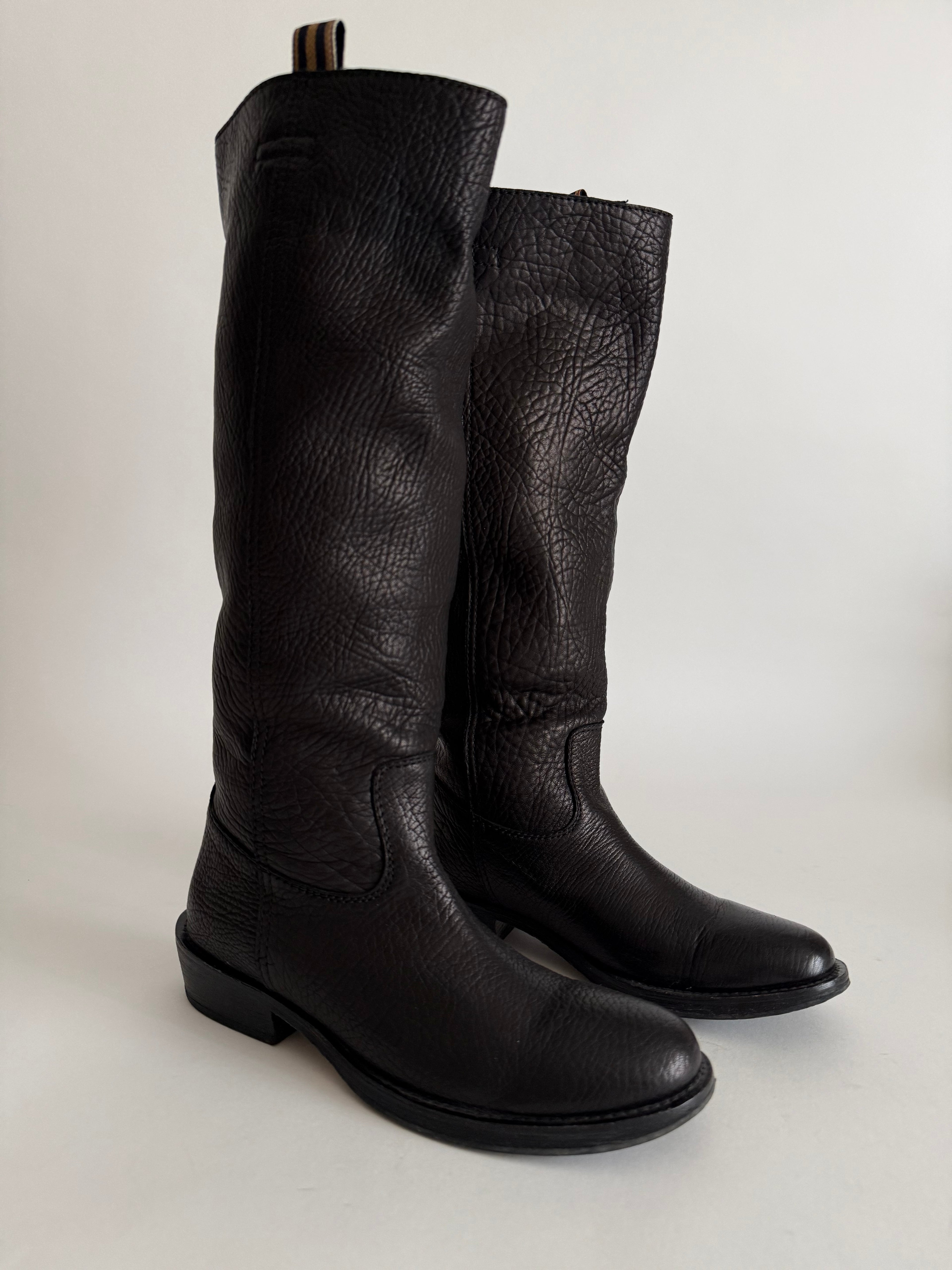 Vintage black boots leather
