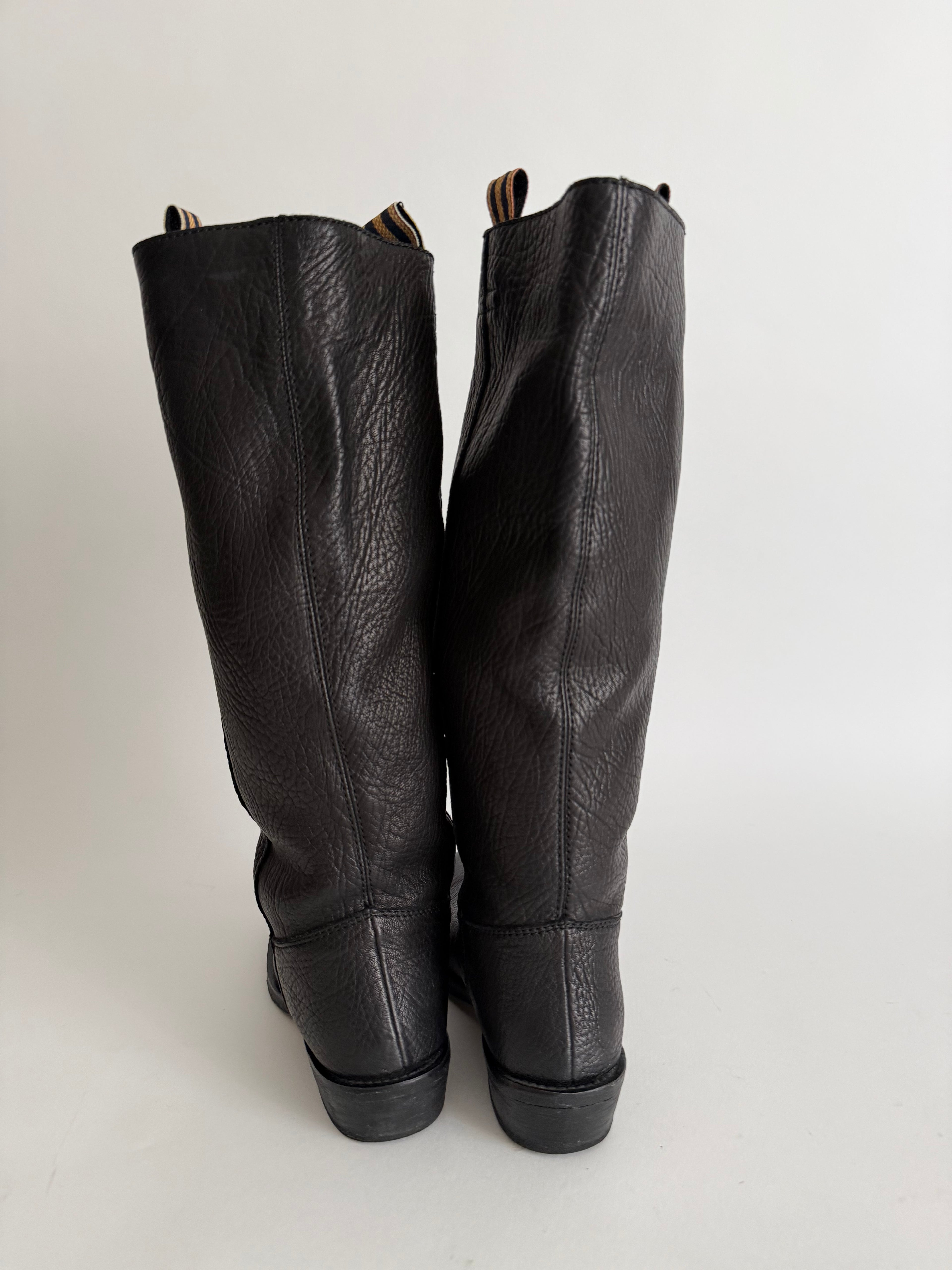 Vintage black boots leather