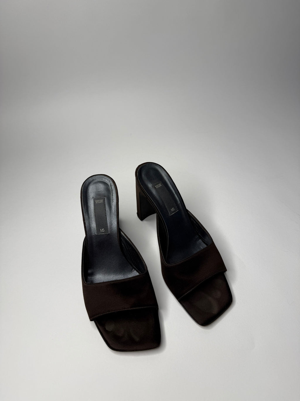 Vintage heels brown silk