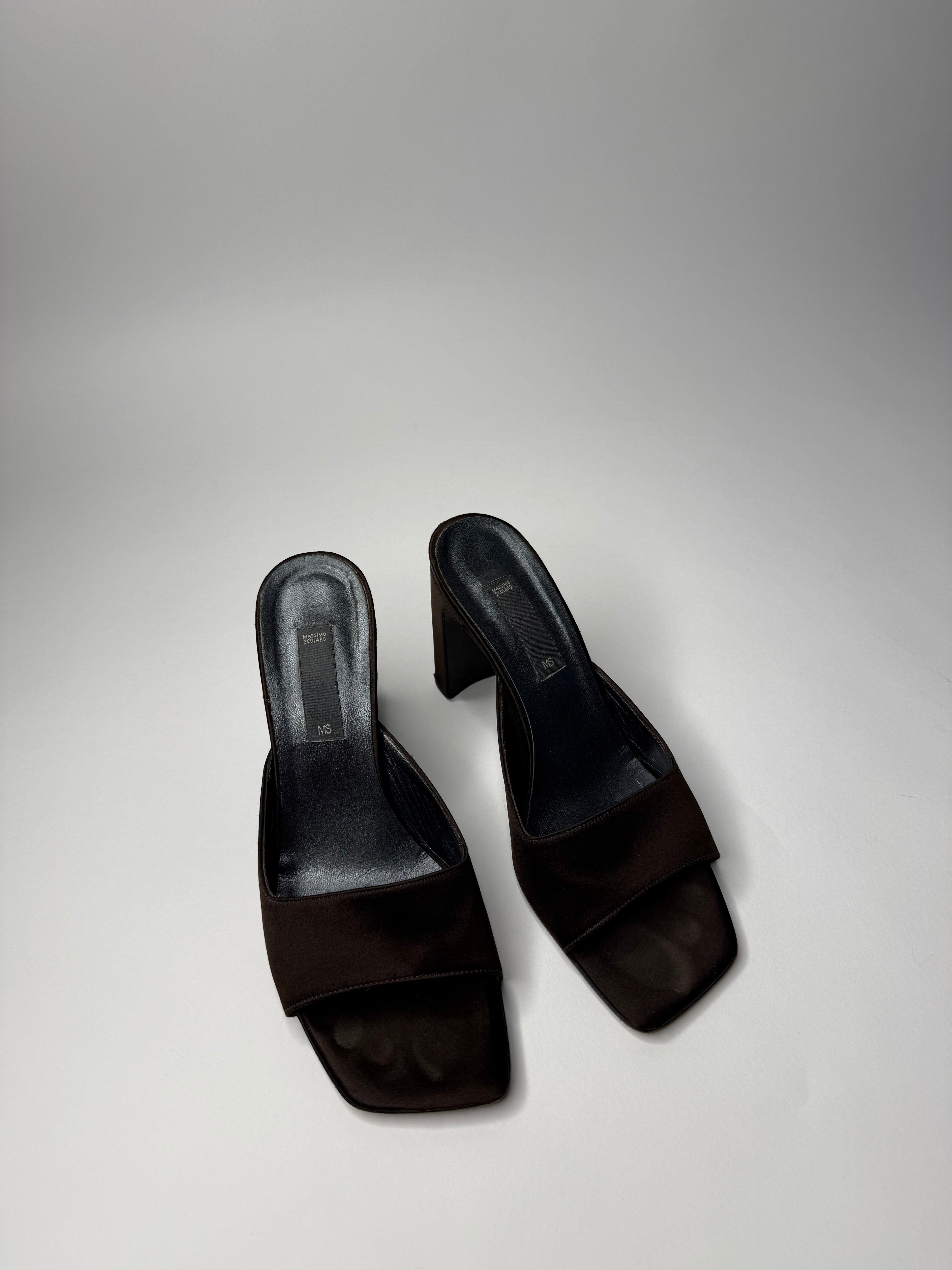 Vintage heels brown silk