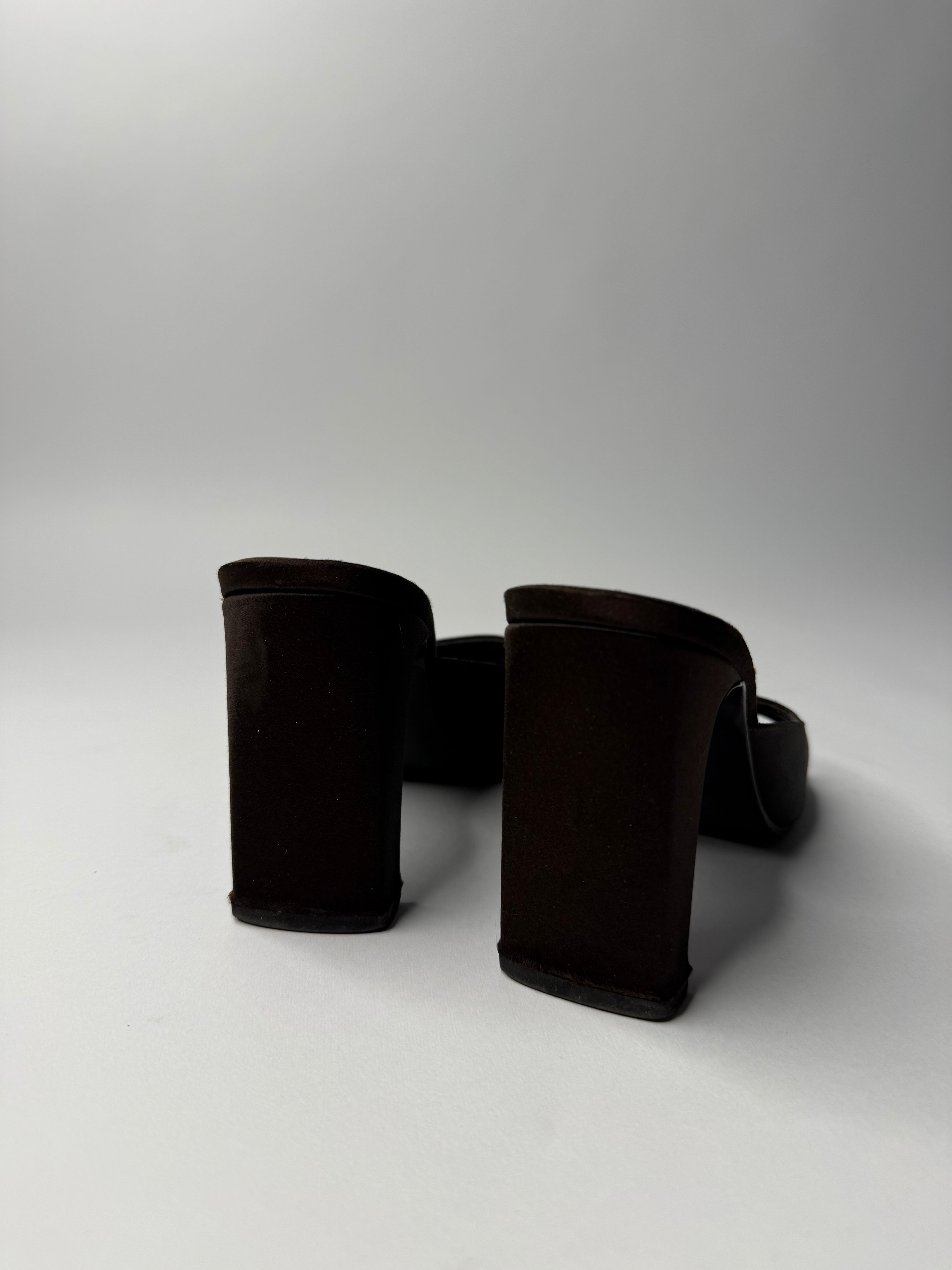 Vintage heels brown silk