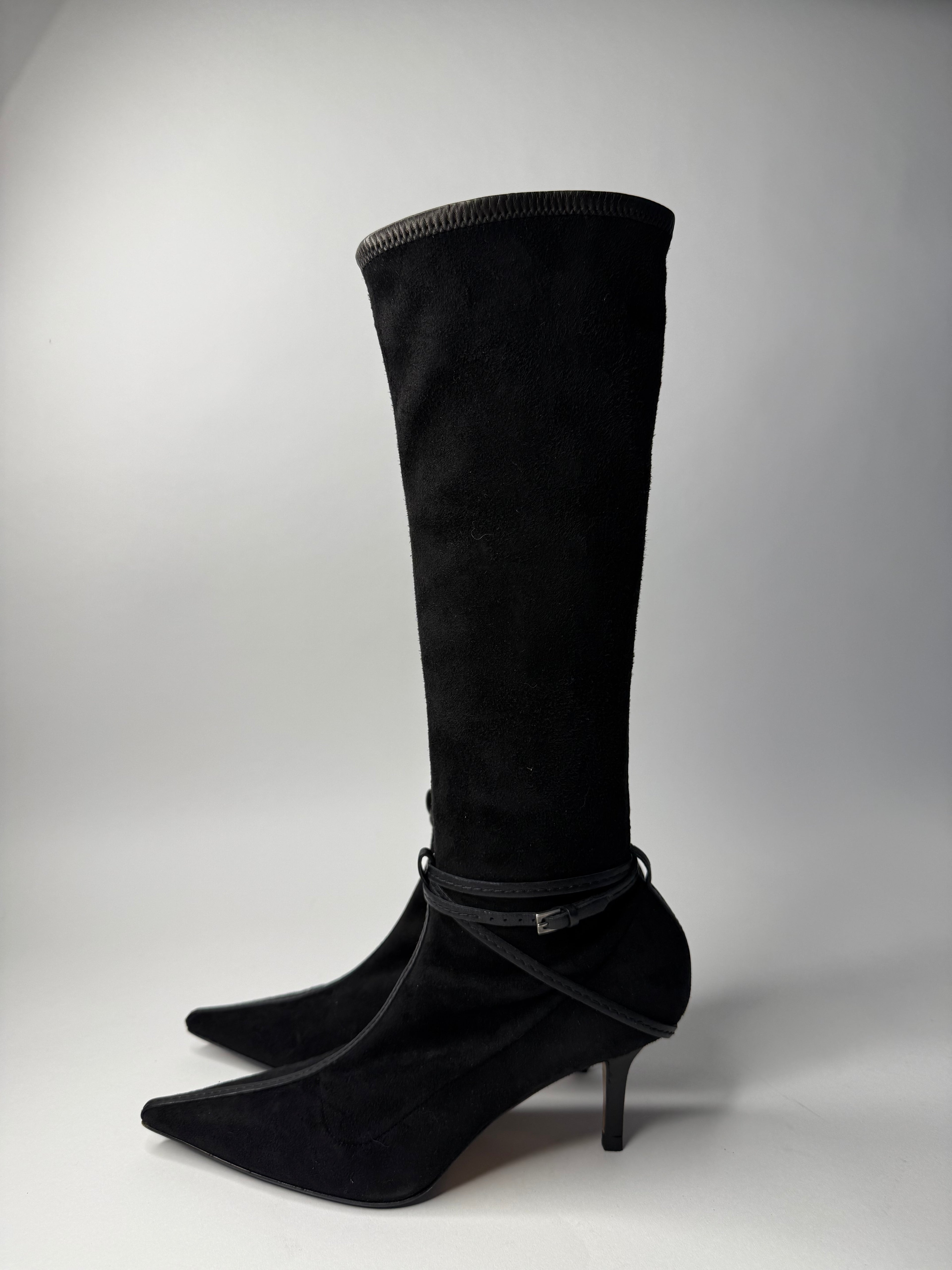 Gucci suede boots Tom Ford Era