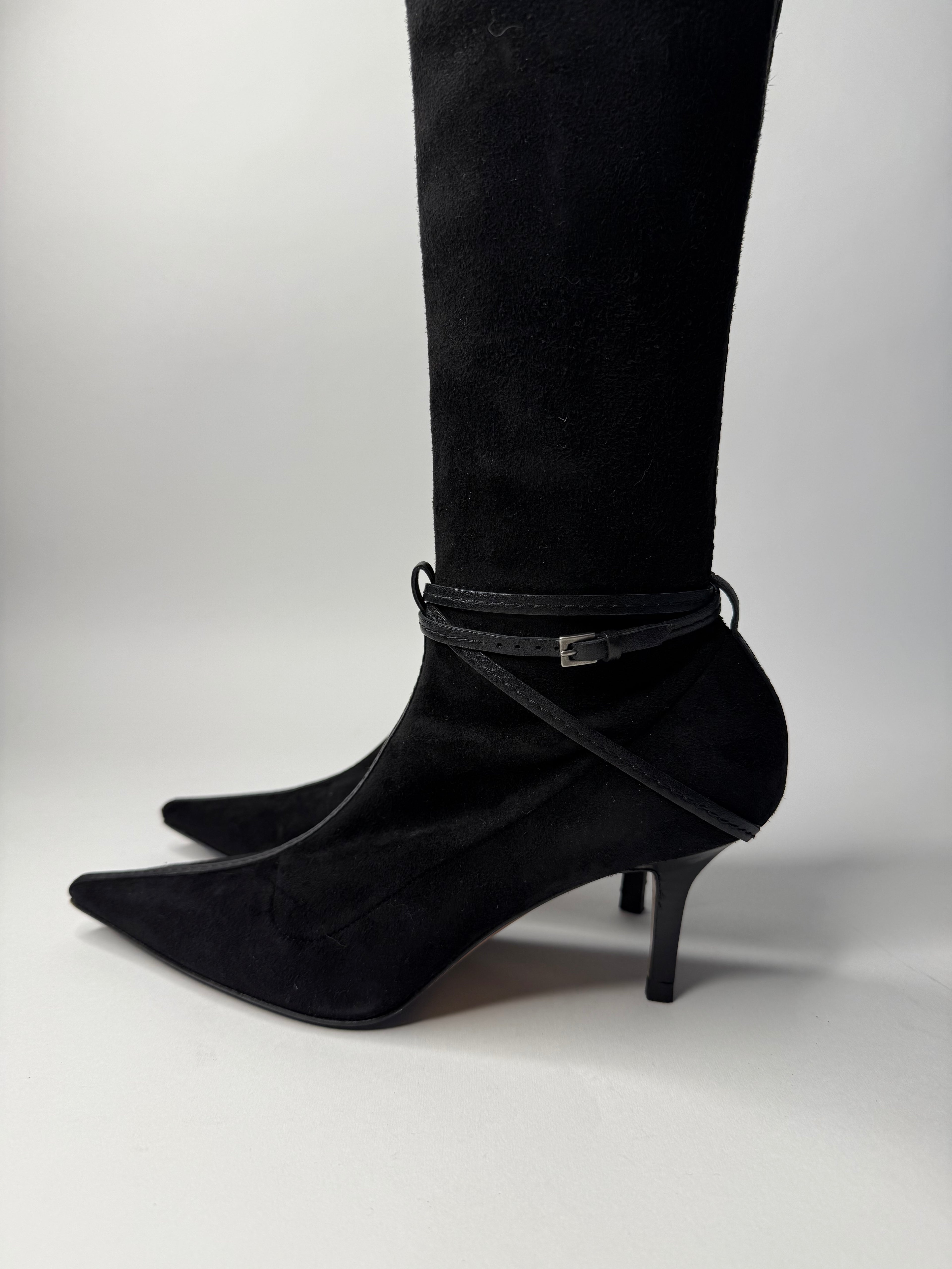 Gucci suede boots Tom Ford Era