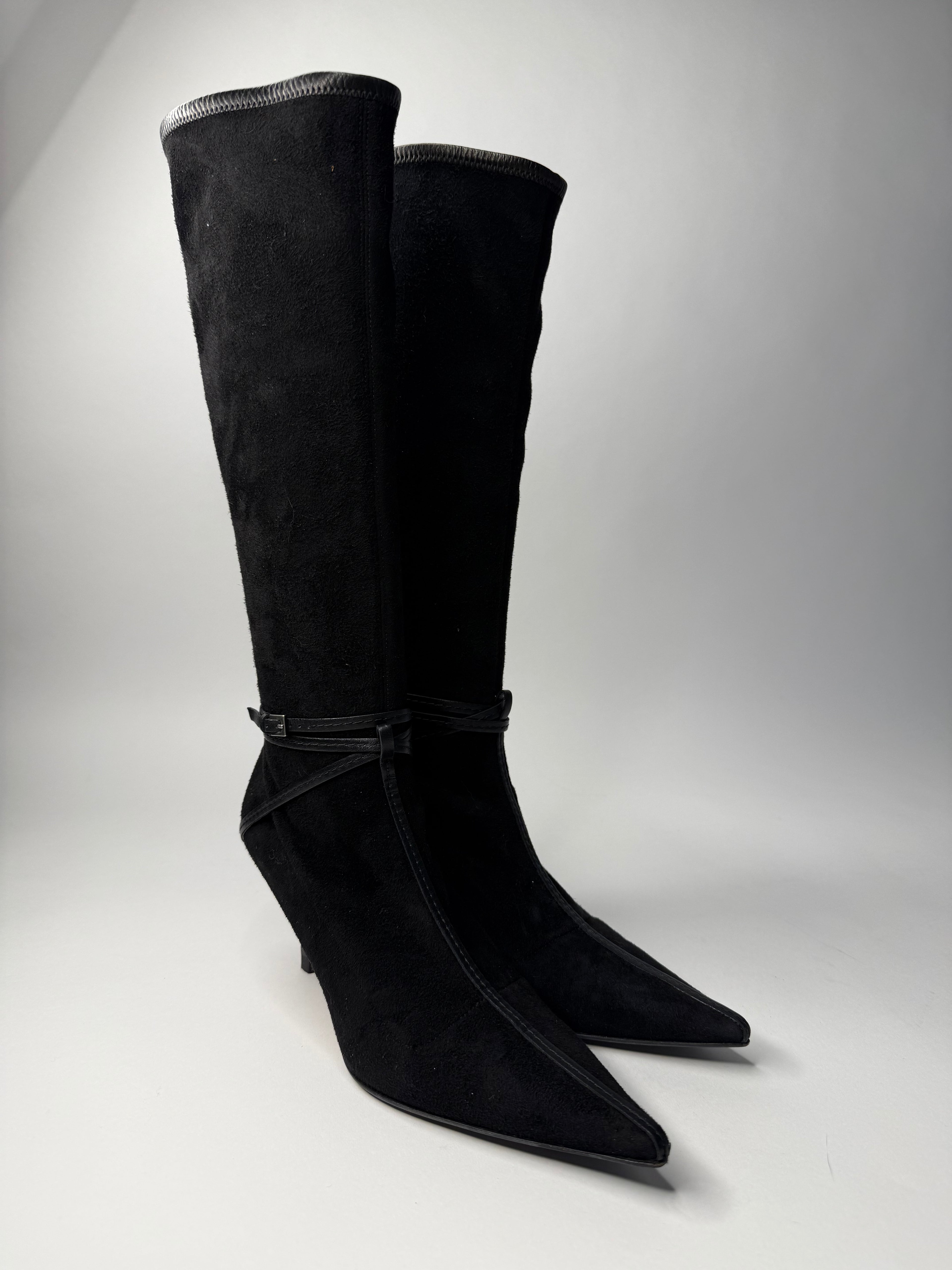 Gucci suede boots Tom Ford Era