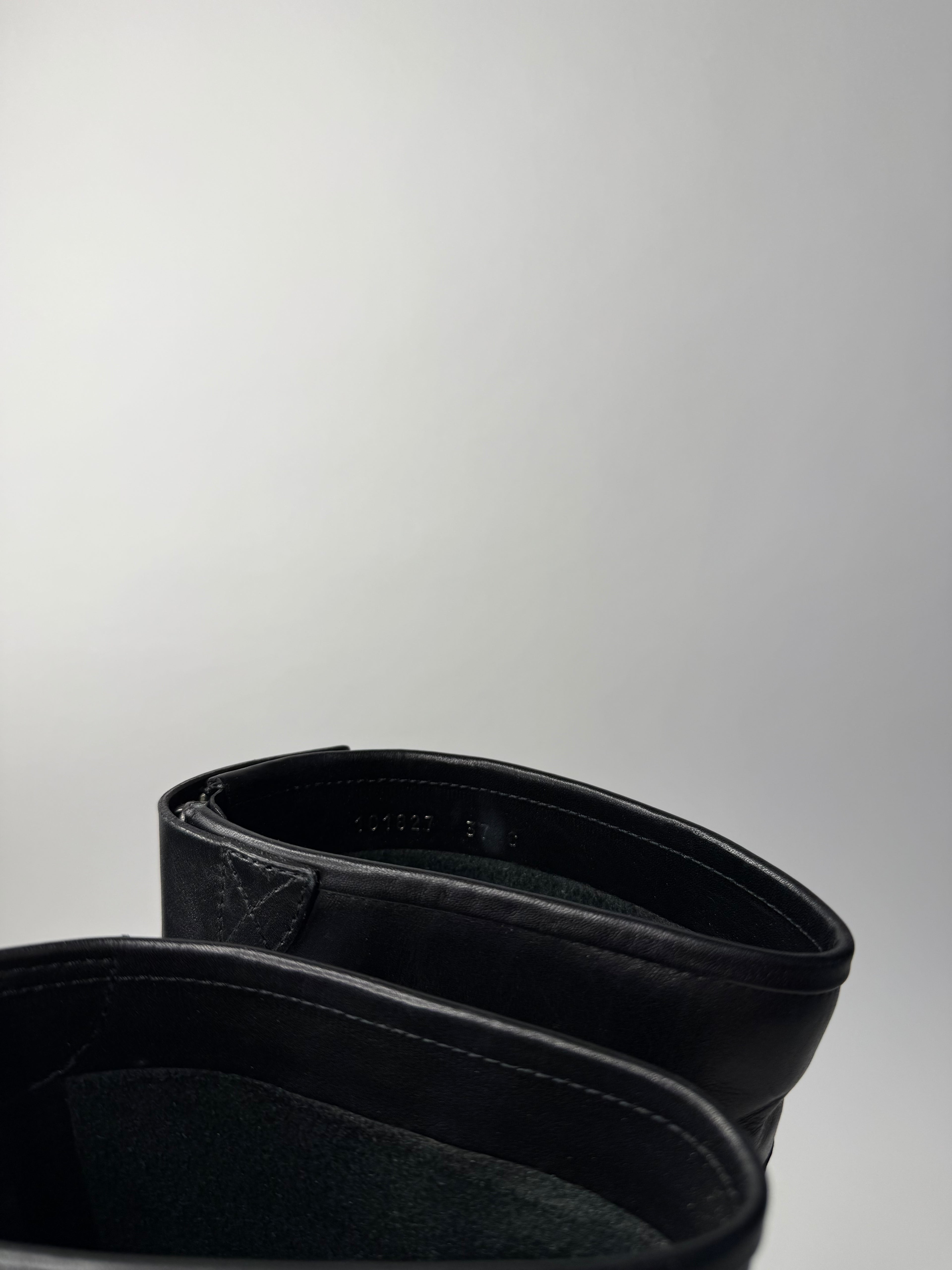 Gucci black motor boots Tom Ford Era