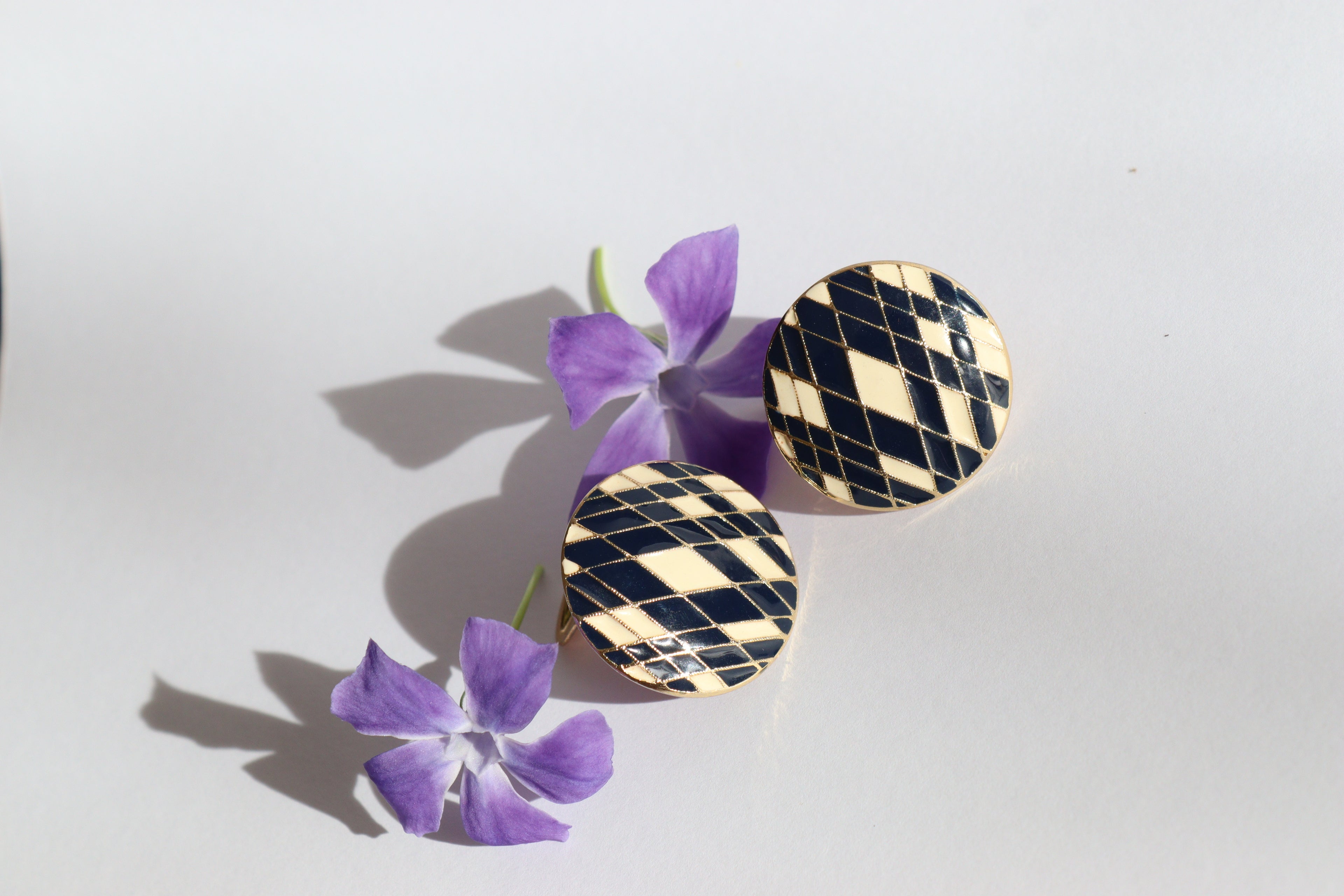 Balenciaga clip earrings 90s