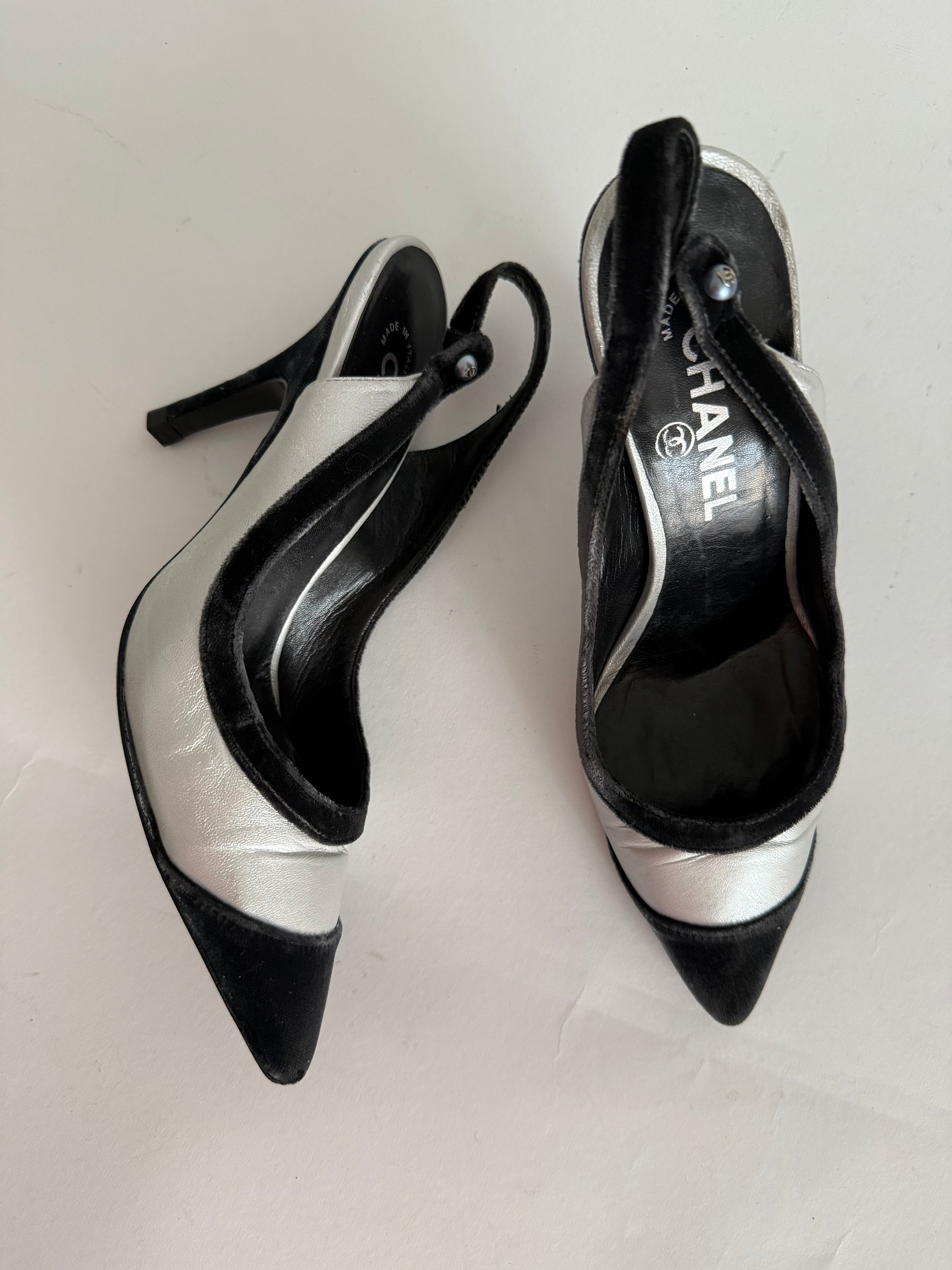 Chanel velvet silver pumps