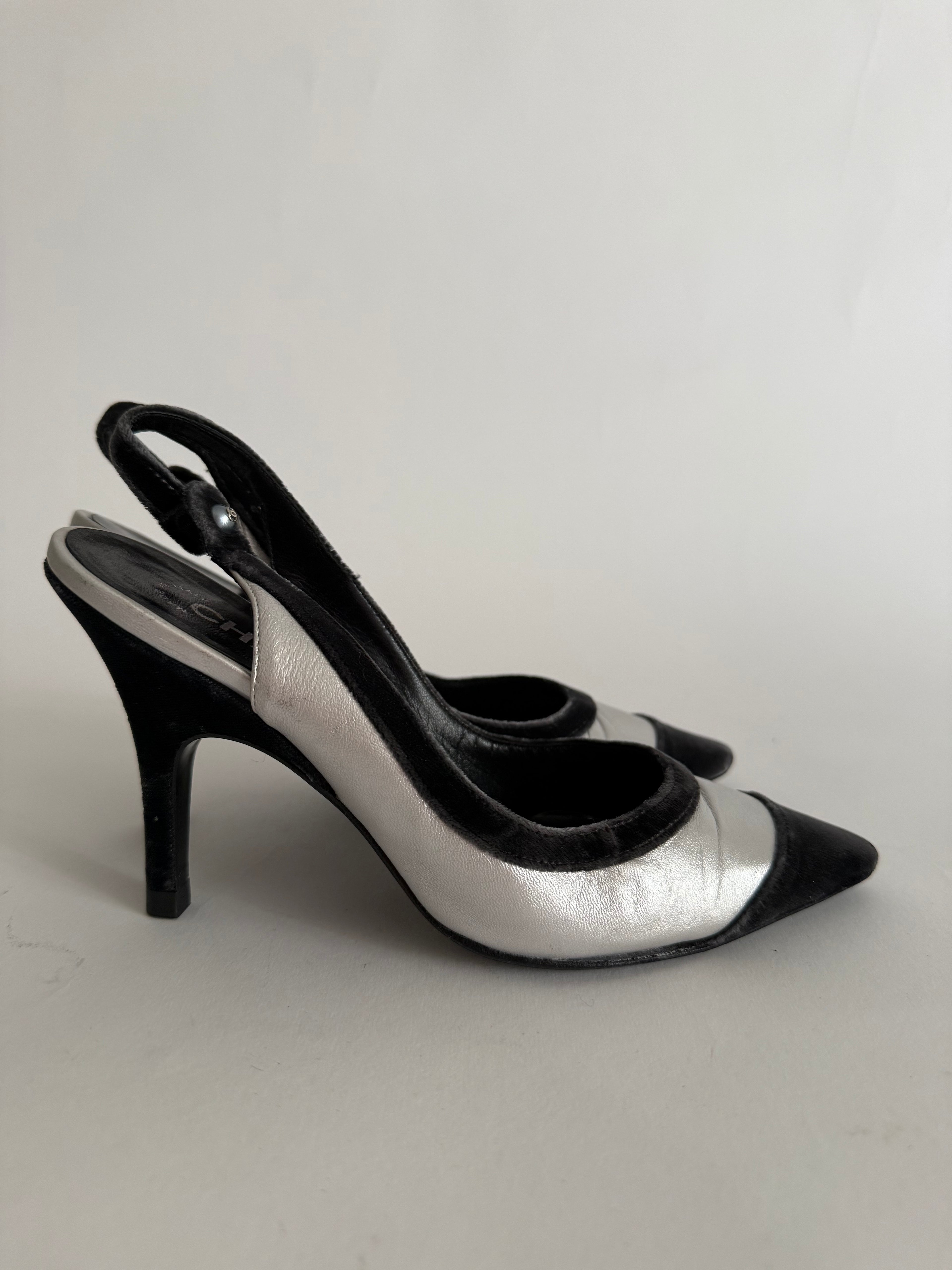 Chanel velvet silver pumps