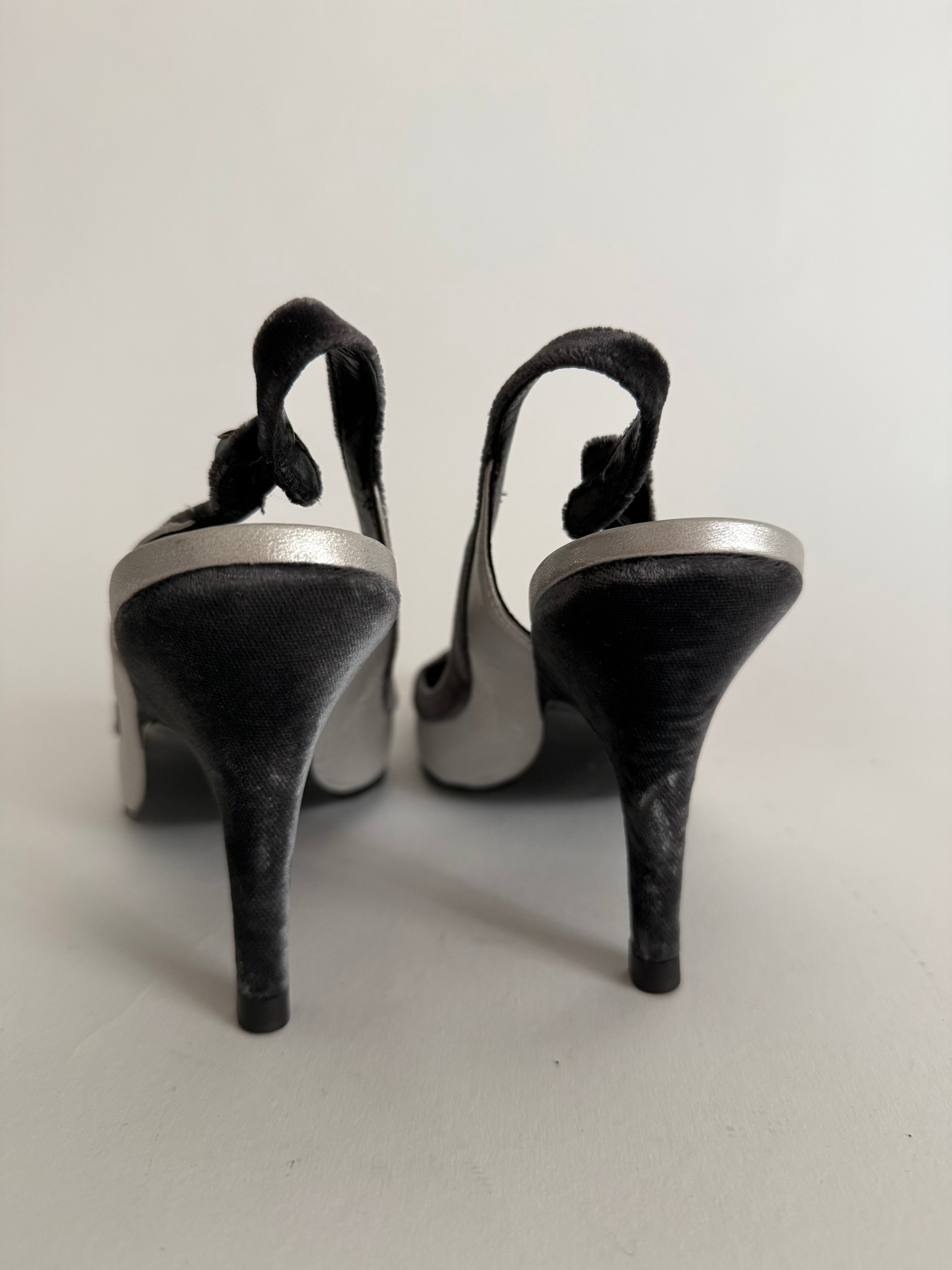 Chanel velvet silver pumps