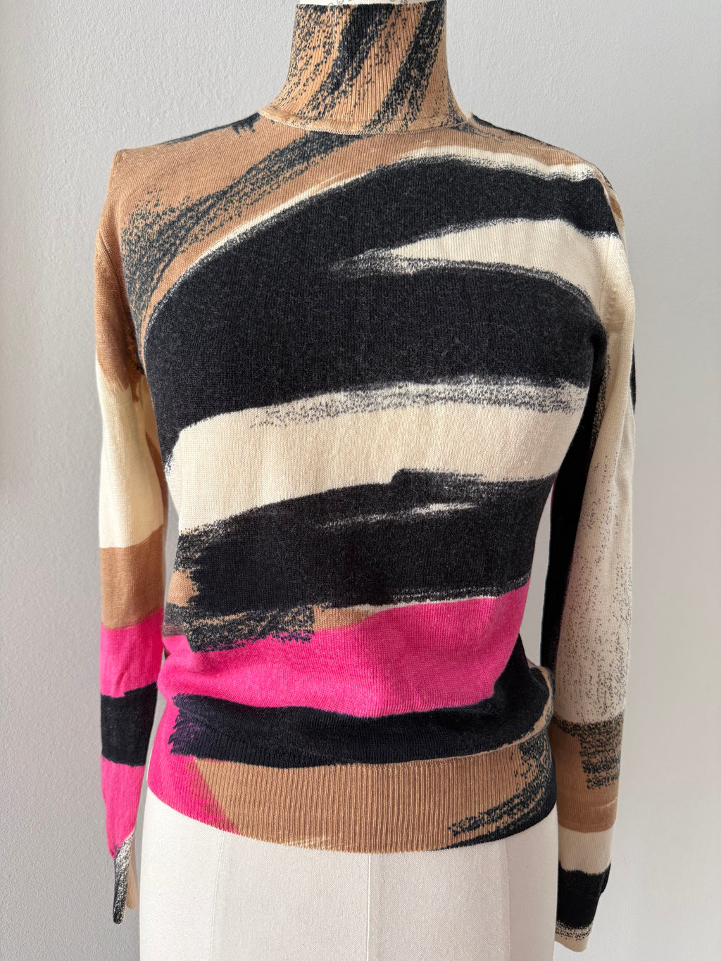 Gianni Versace FW 2001 Runway warm sweater