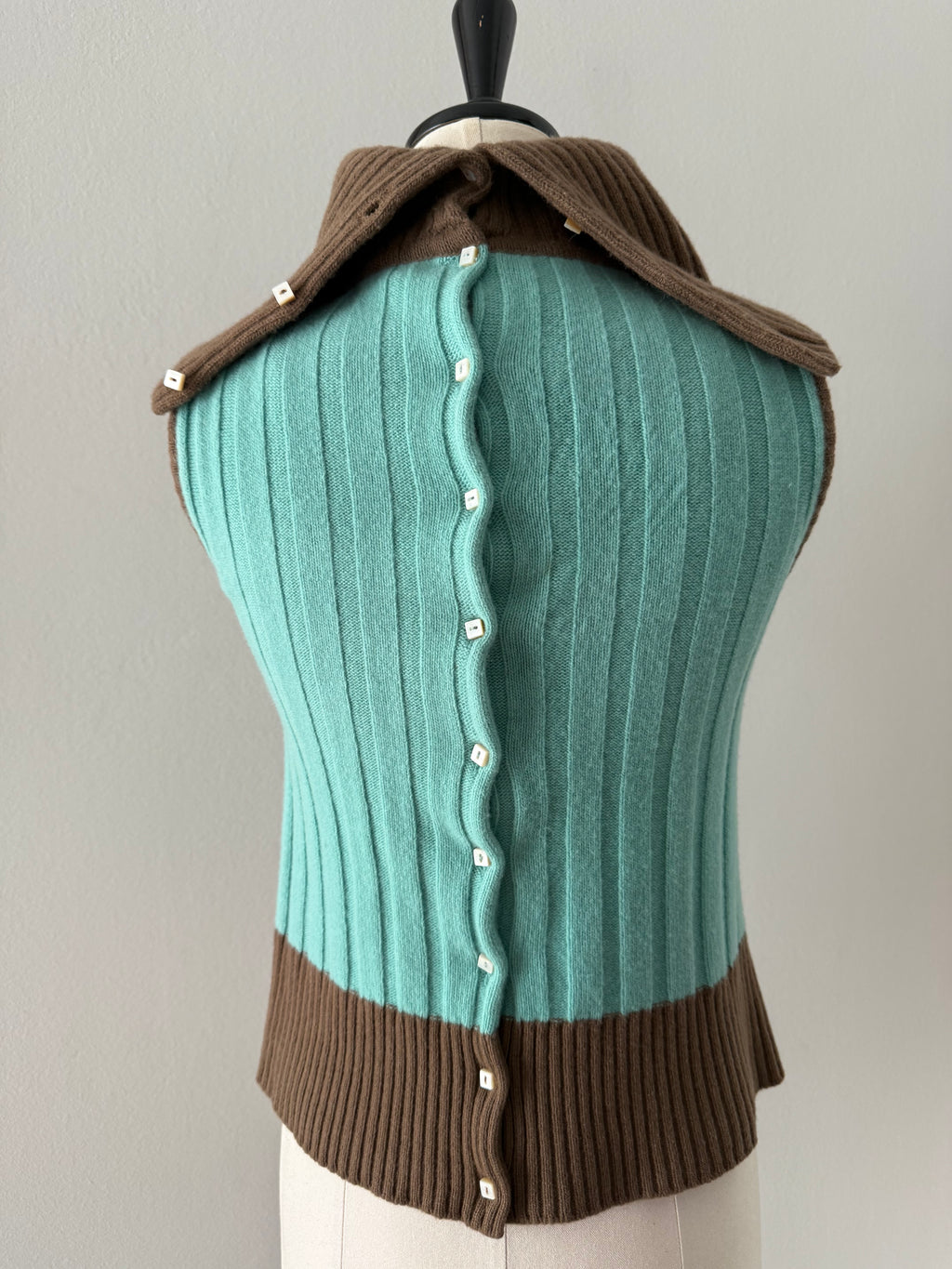 Gianni Versace FW 2000 Runway wool turtleneck