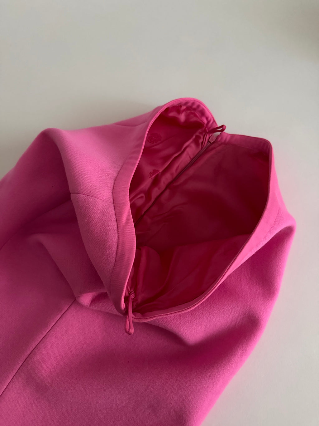 Wool pink skirt Barbie Gianni Versace FW 2002 Runway