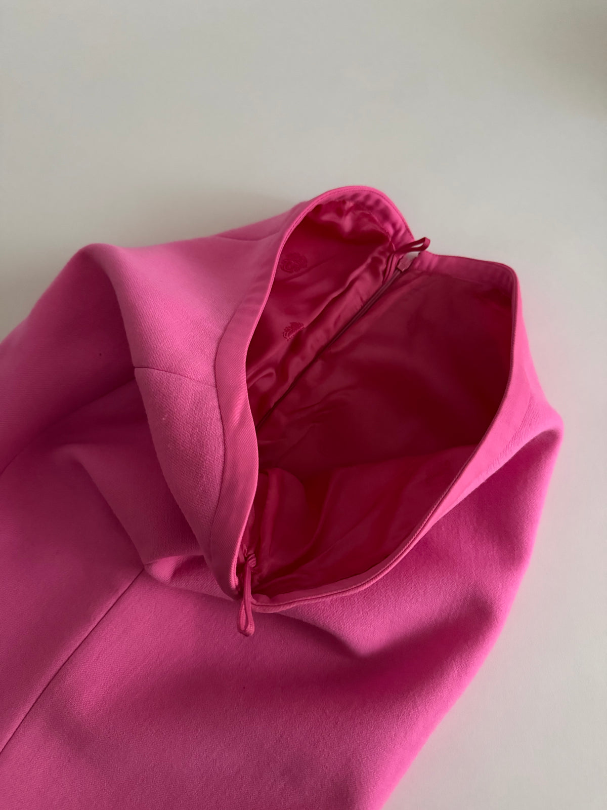 Wool pink skirt Barbie Gianni Versace FW 2002 Runway