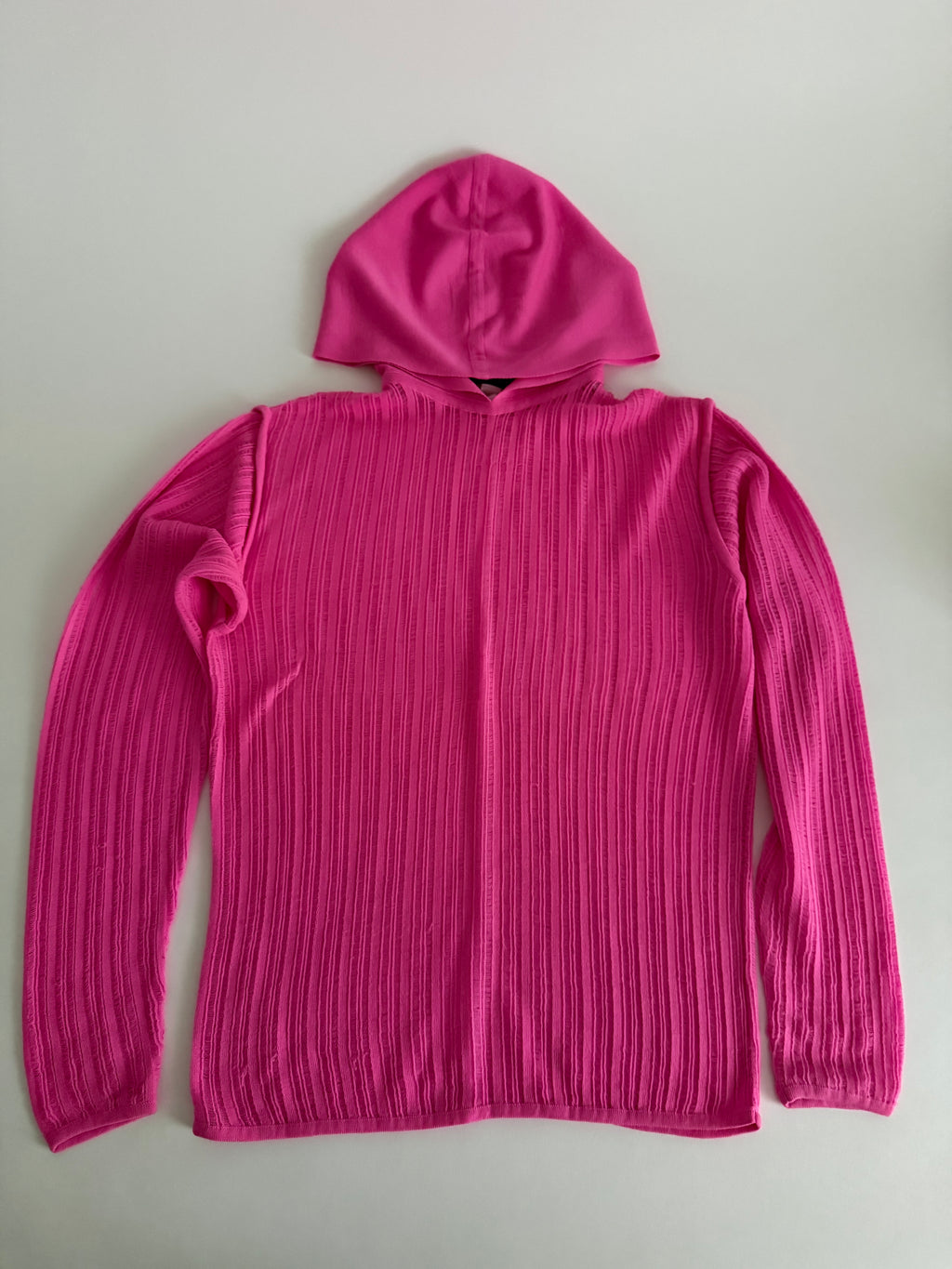 Gianni Versace FW 2002 Runway wool pink sweater