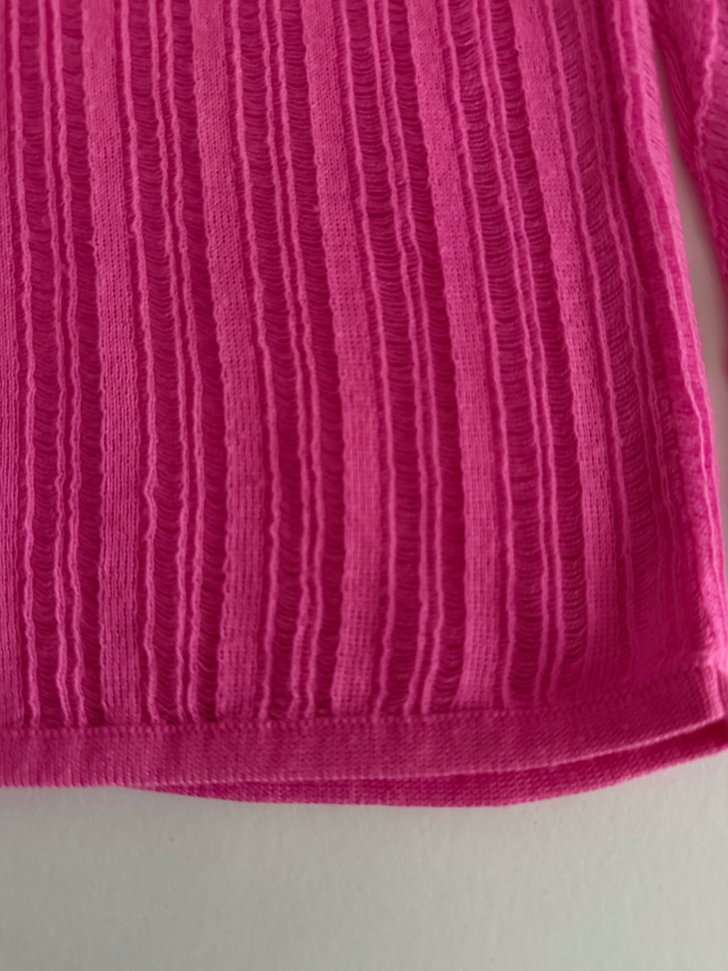Gianni Versace FW 2002 Runway wool pink sweater