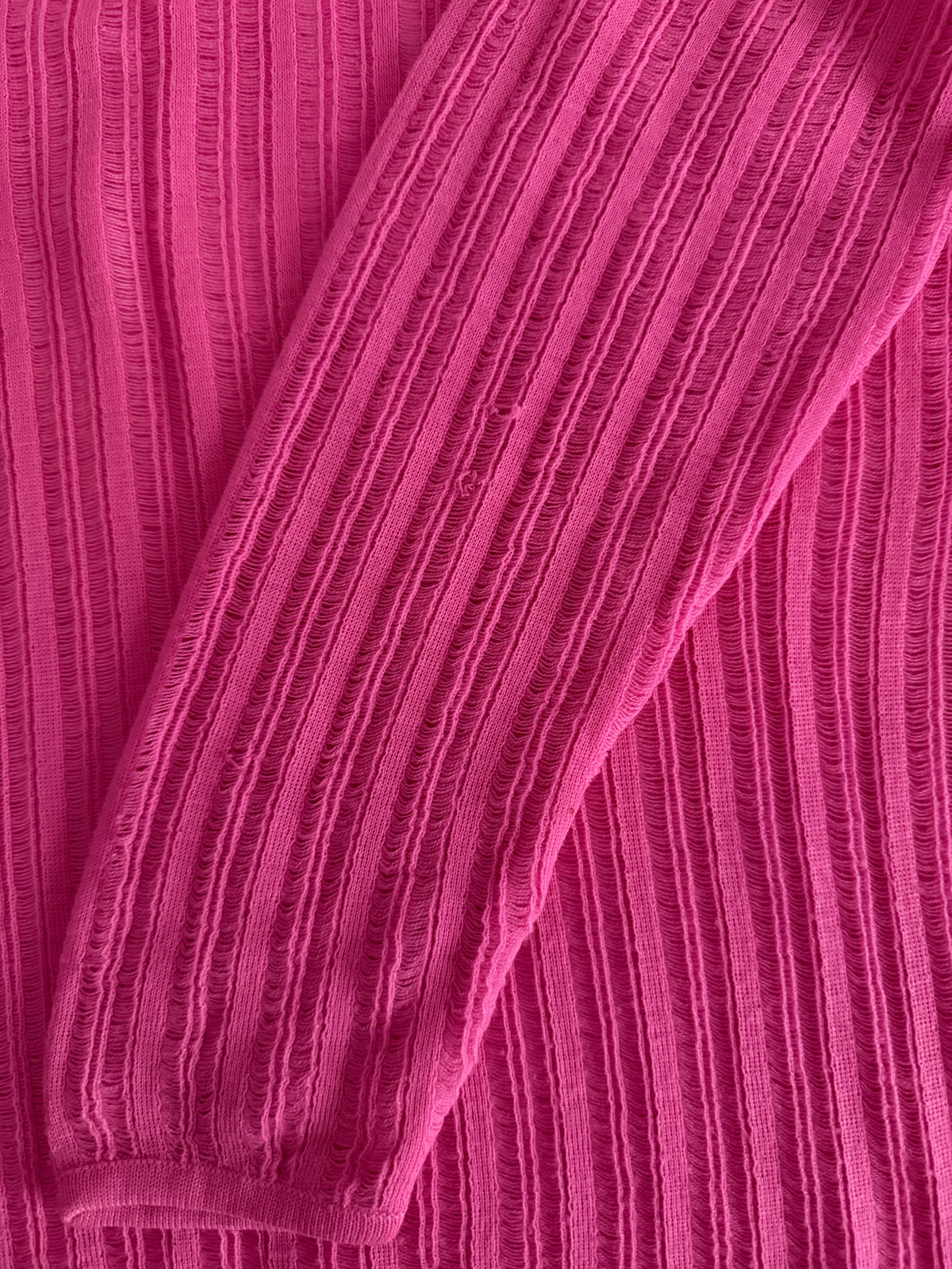 Gianni Versace FW 2002 Runway wool pink sweater