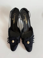 Chanel vintage slingback pearl CC