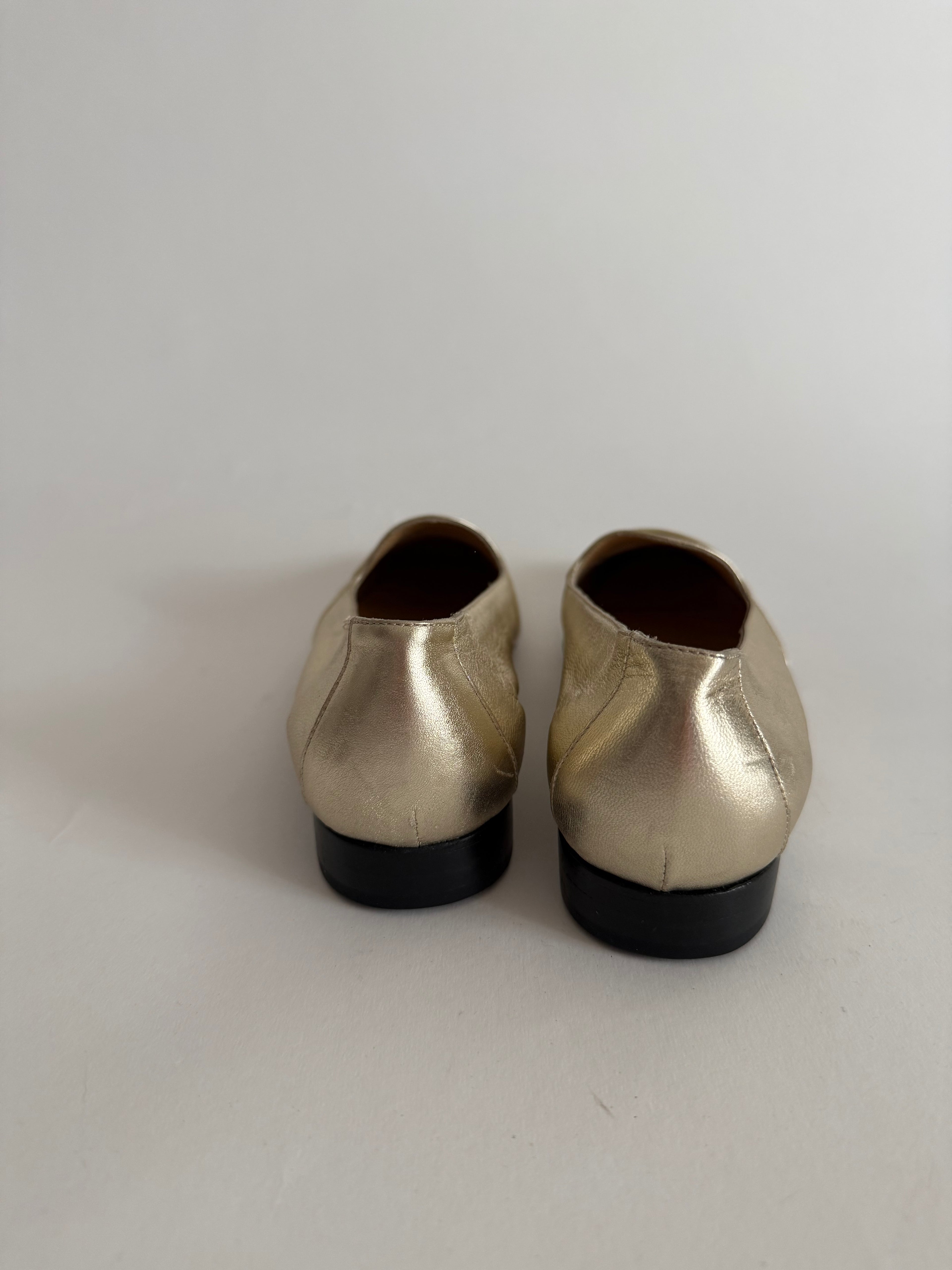 Gold leather moccasin vintage