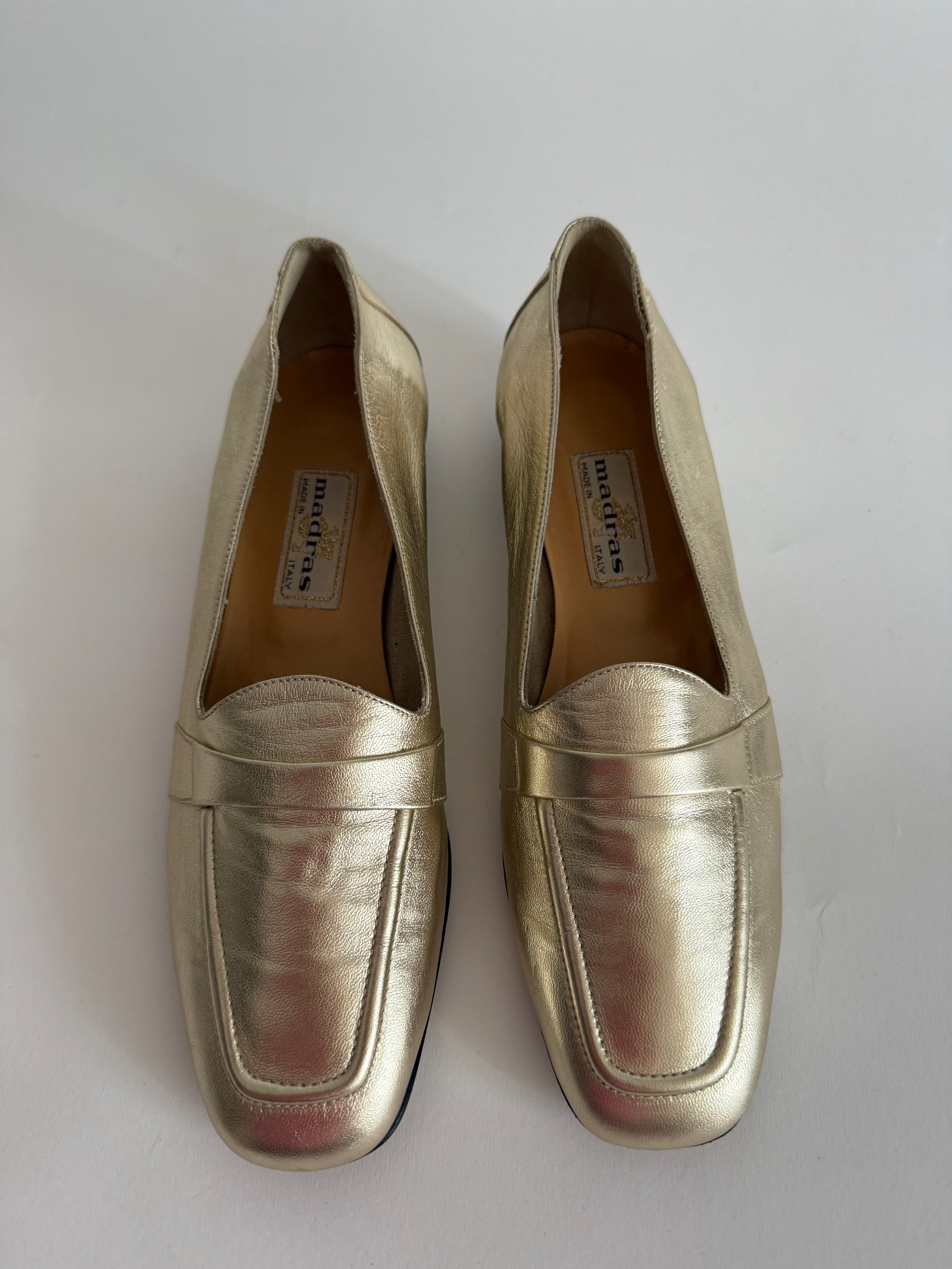 Gold leather moccasin vintage