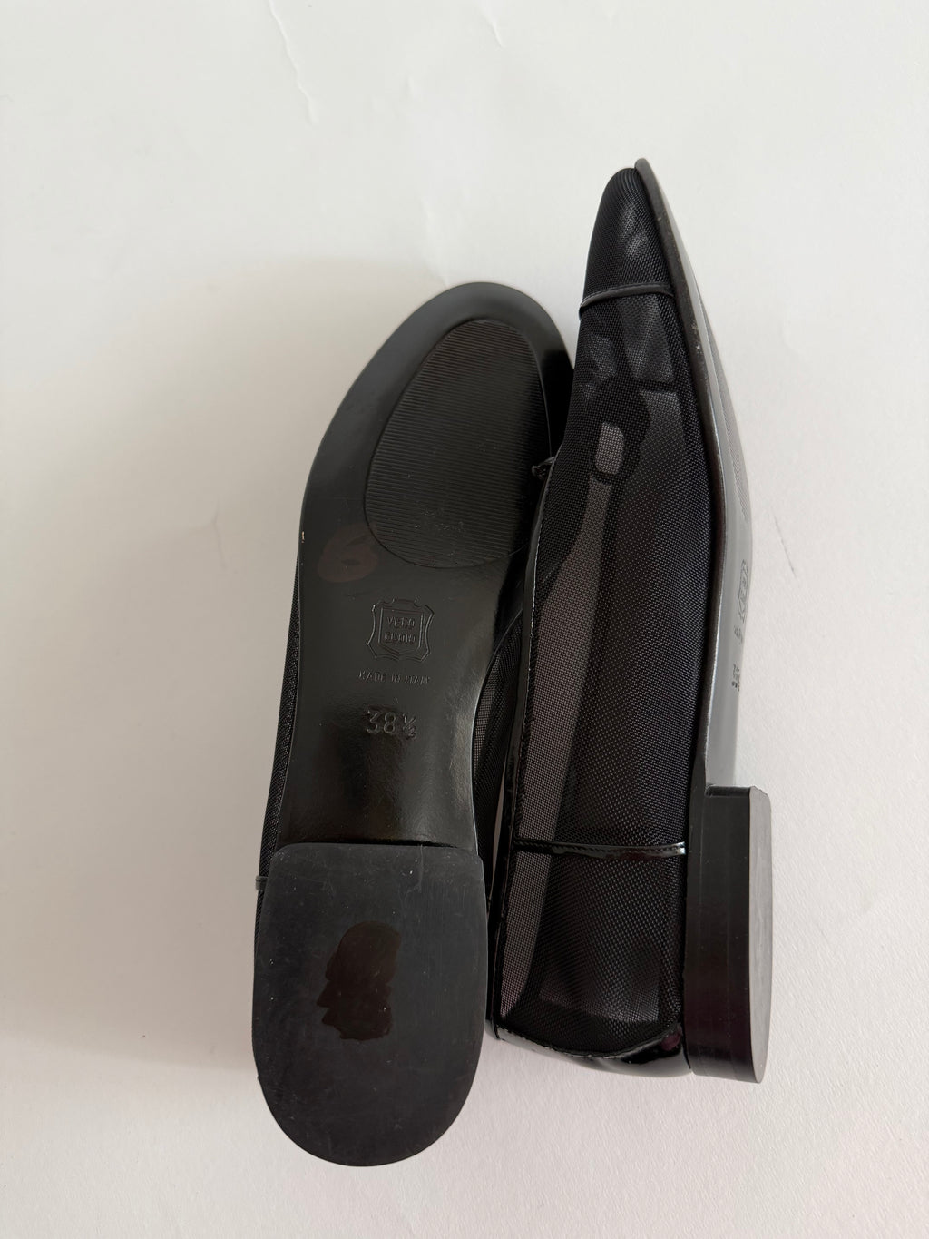 Black classic ballerinas transparent mesh