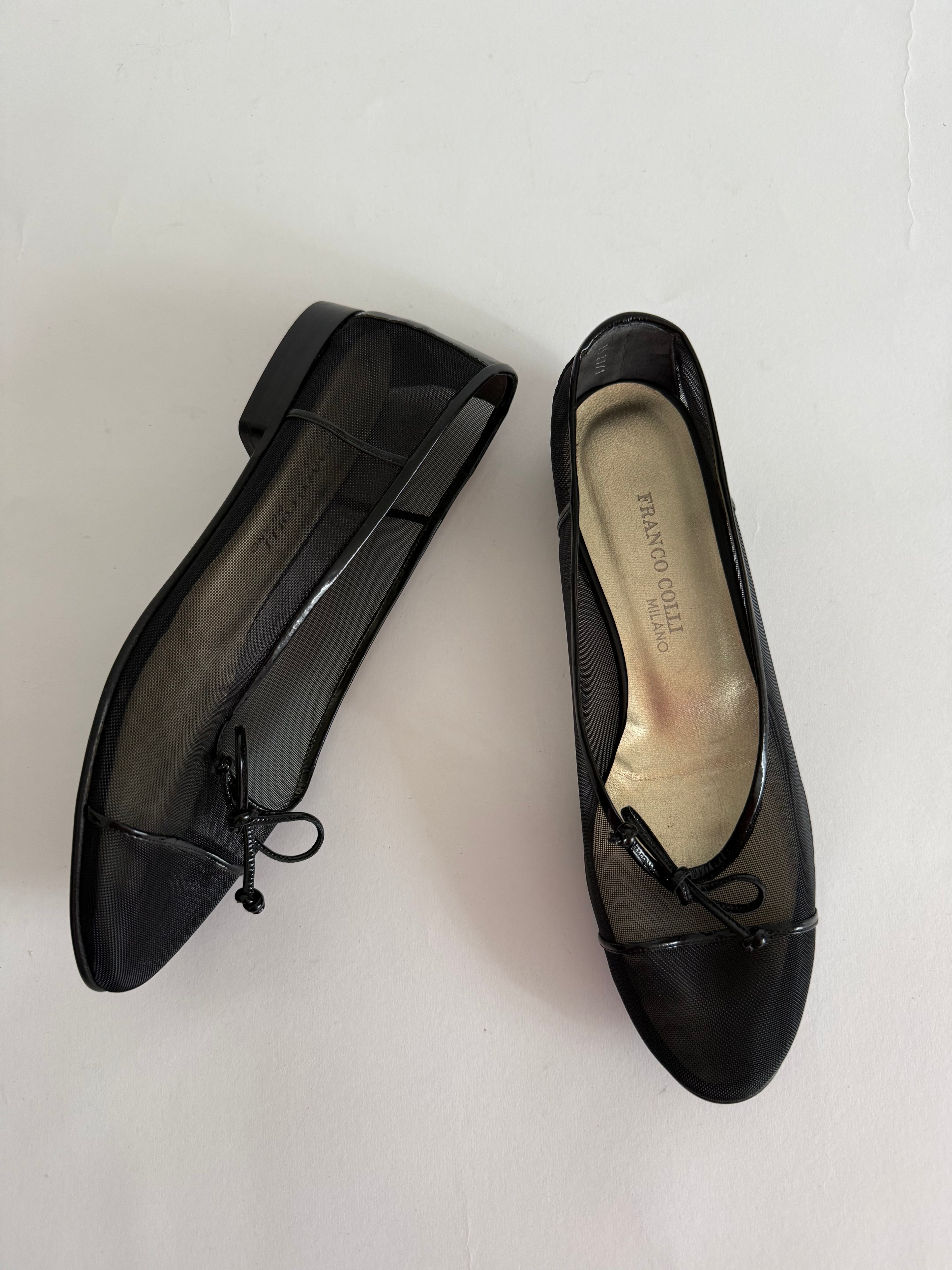 Black classic ballerinas transparent mesh