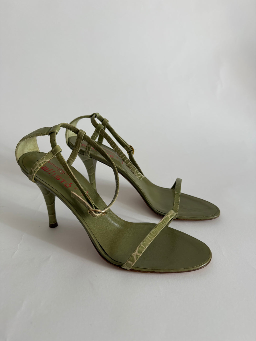 Vintage green sandals