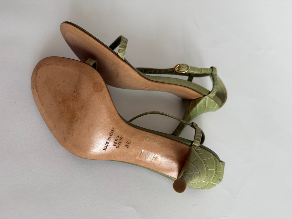 Vintage green sandals